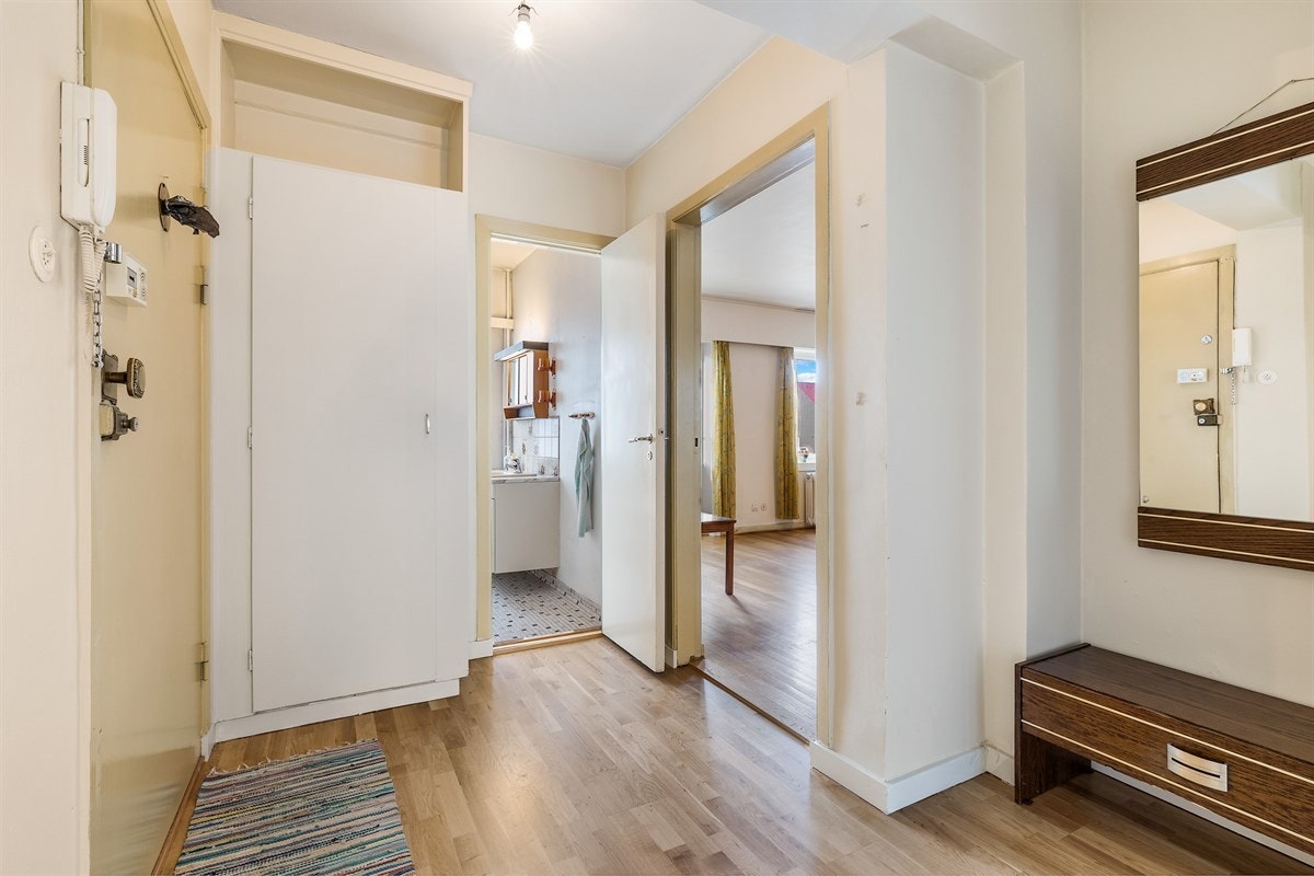 Entré/mellomgang Galleribilde