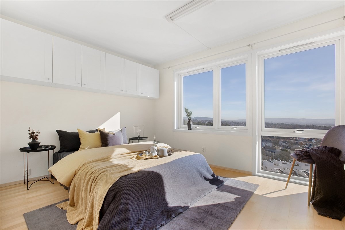 Leiligheten har tilsammen 5 gode soverom. Galleribilde