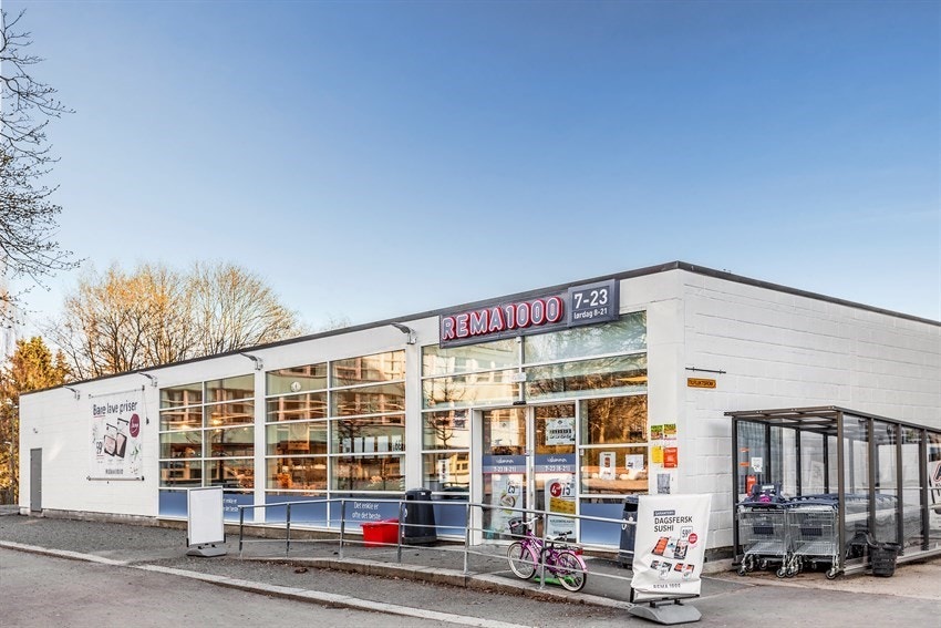 Hundre meter til lokale Rema 100 og grønnsakshandler. Galleribilde