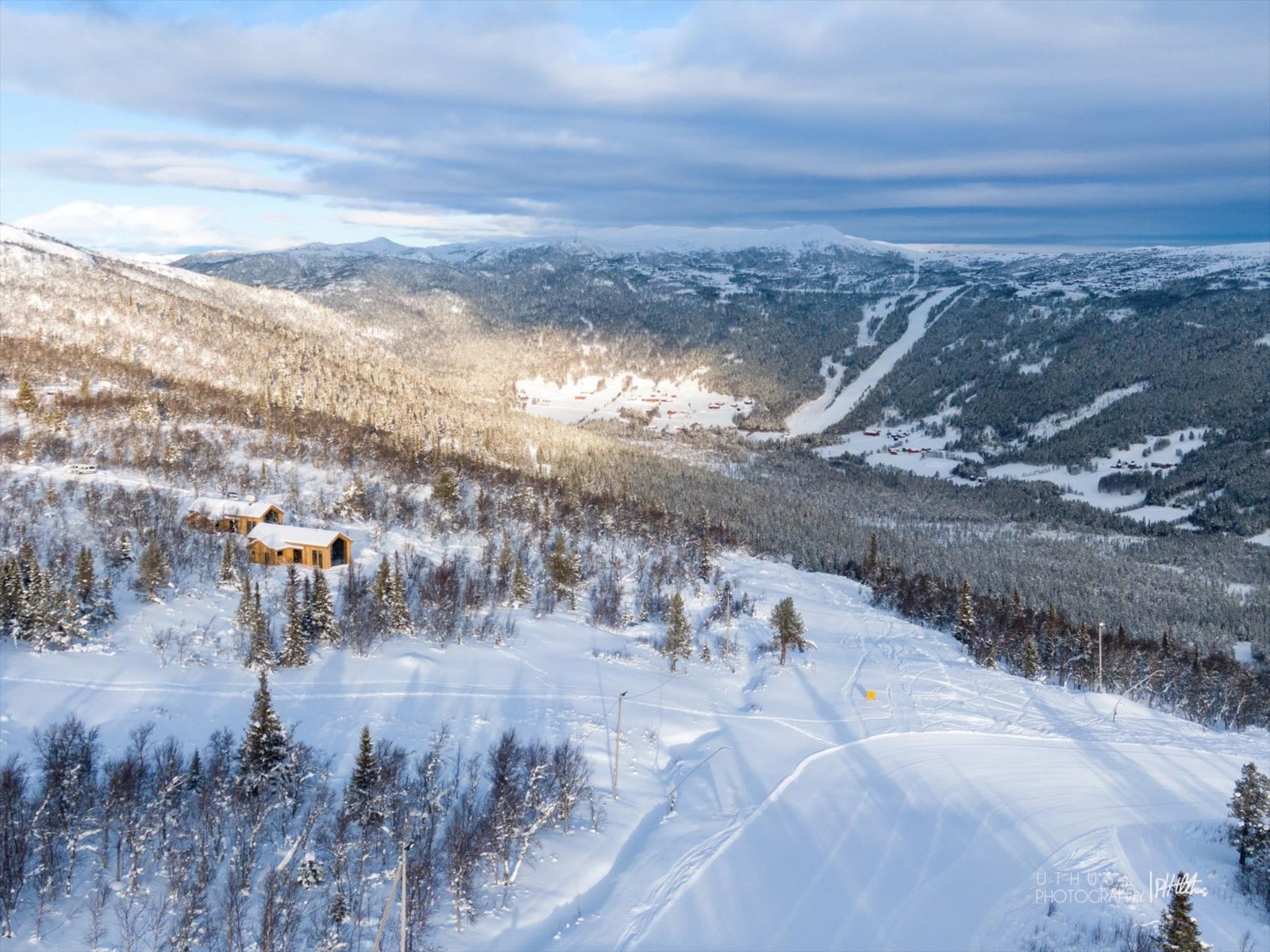 Beliggende med ski inn / ski ut til Uvdal alpinsenter Galleribilde