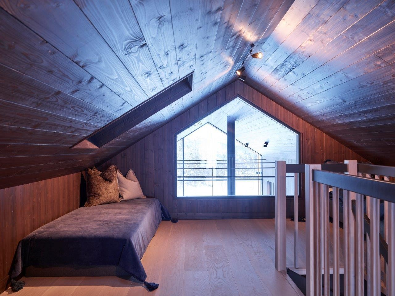 Bildene er fra nabohytte stylet med en unik interiørpakke fra Halvor Bakke - kan kjøpes til en drømmepris Galleribilde