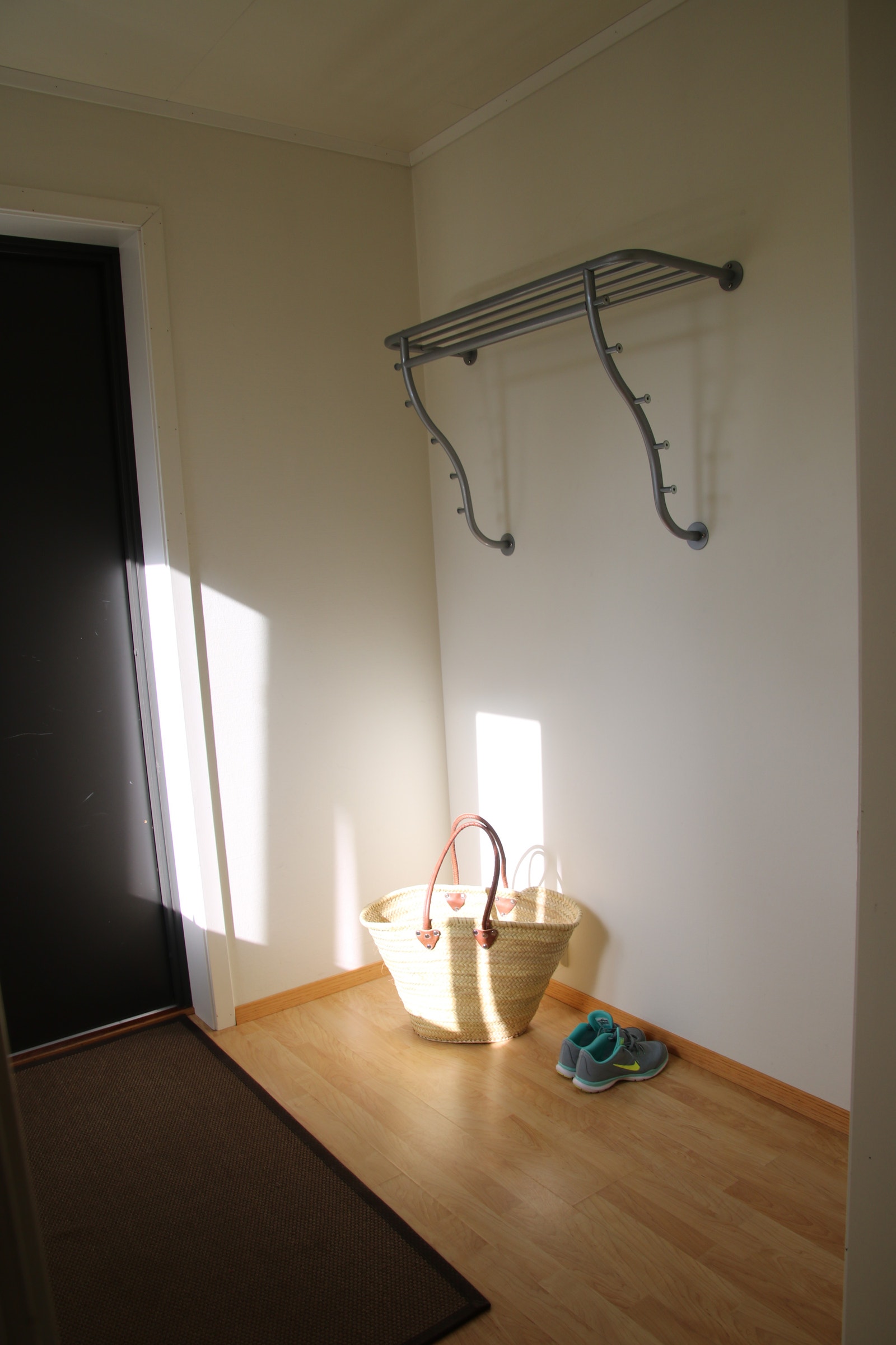 Garderobe gang Galleribilde