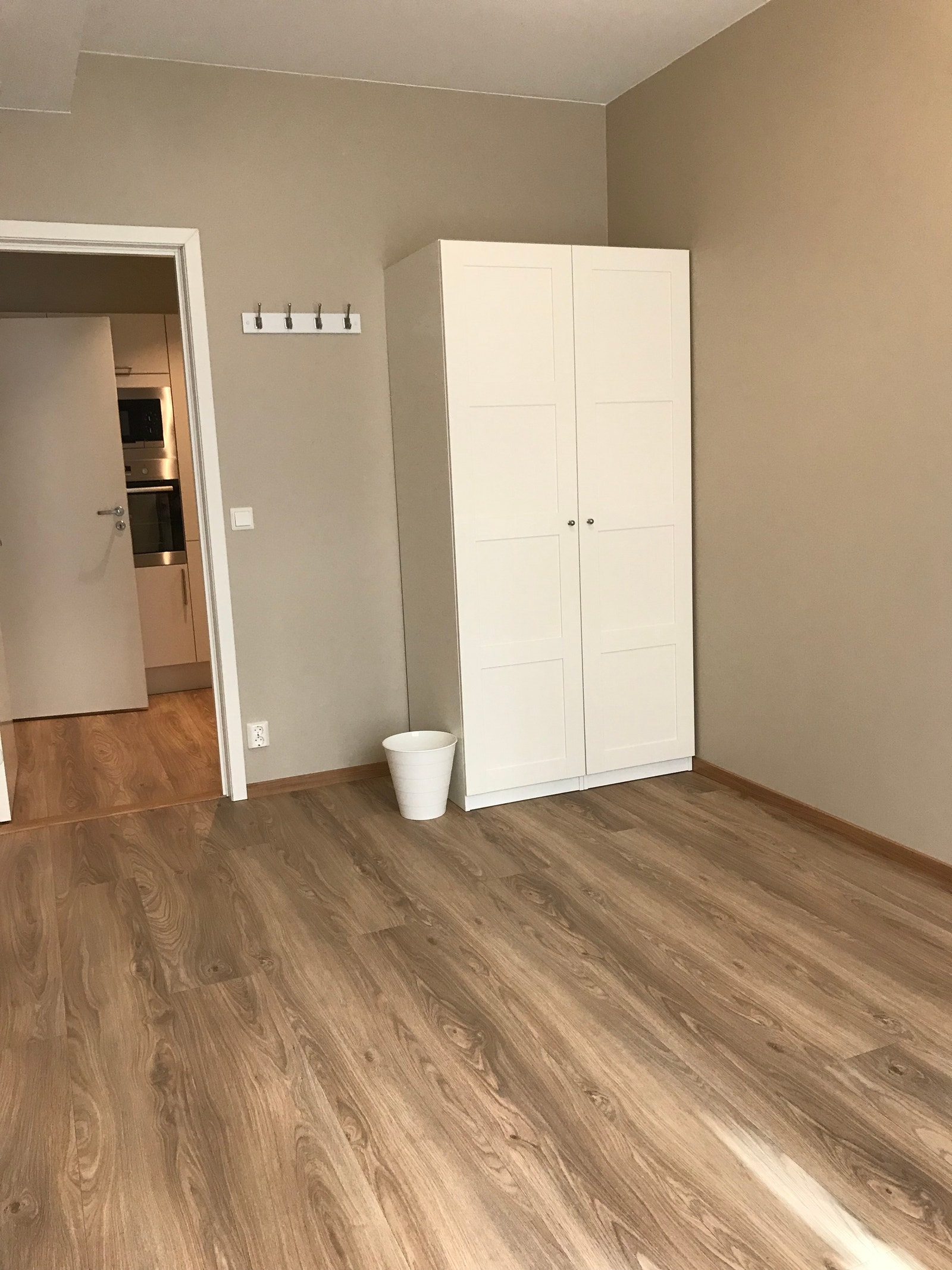 Rom 3, utleid (mann 29 år) Galleribilde