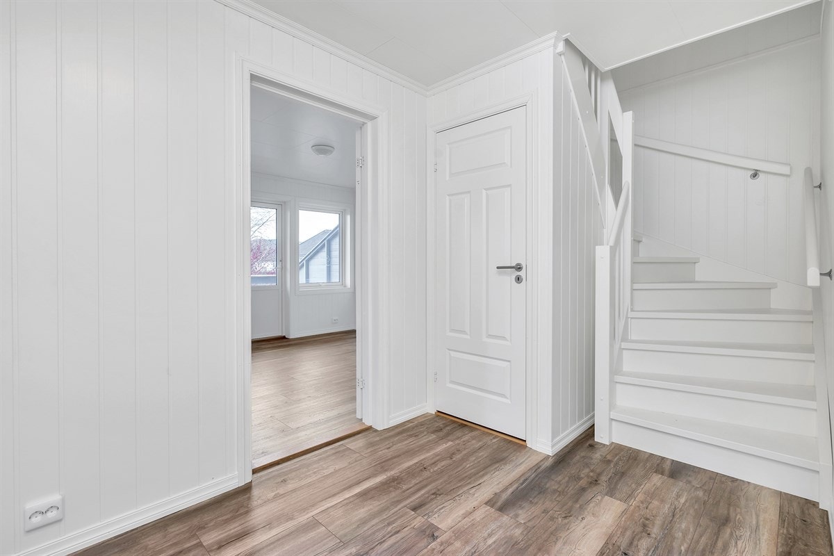 Gang 1 etasje Galleribilde