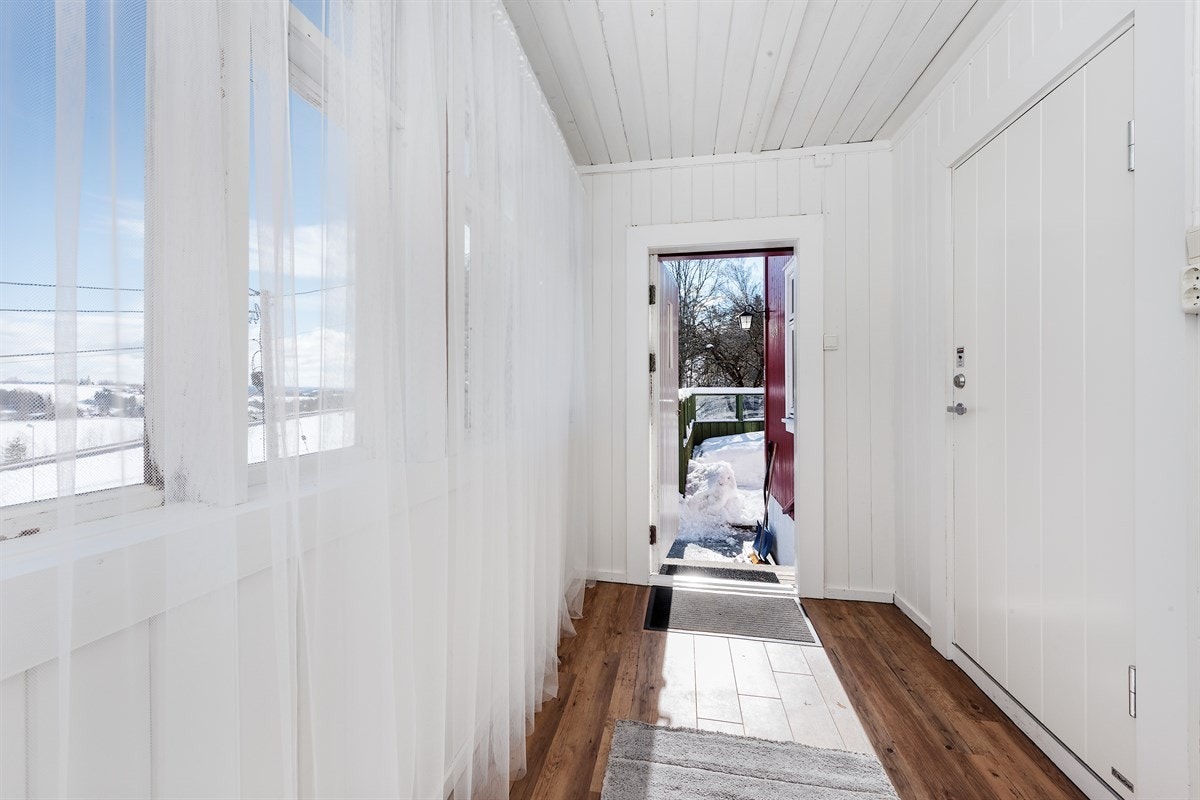 Entreen er lys og innbydende. Galleribilde