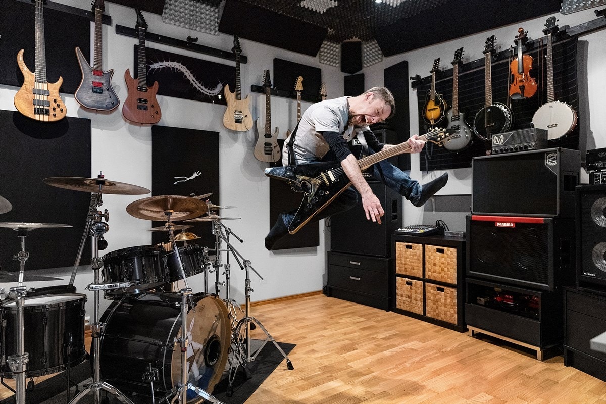 Uthuset som idag disponeres som musikkstudio Galleribilde