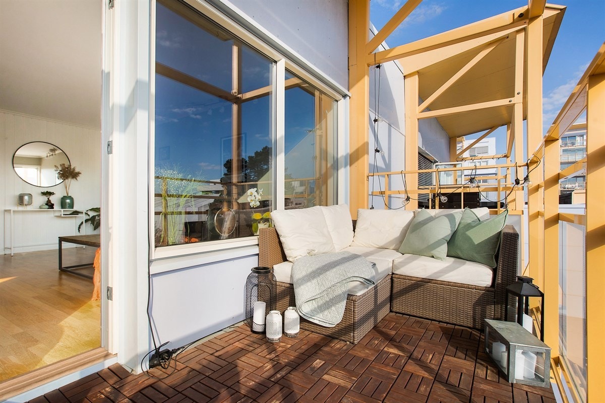 Her får du god plass til utemøblement og grill. Galleribilde