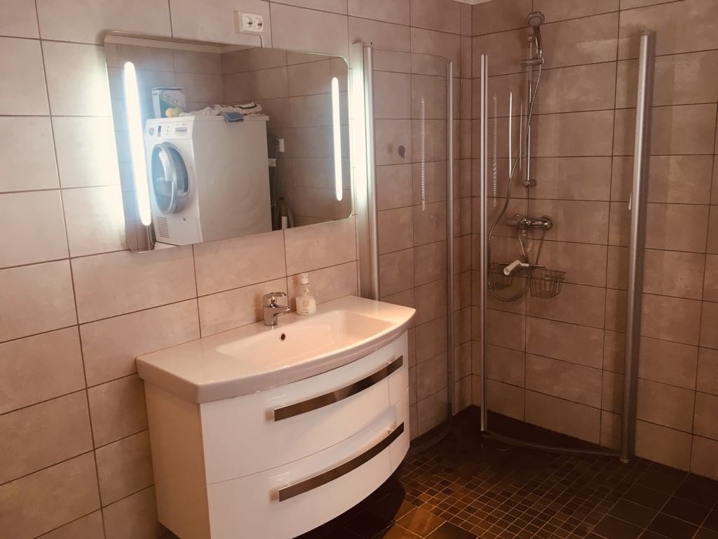 Bad/vaskerom 1 etg. Galleribilde