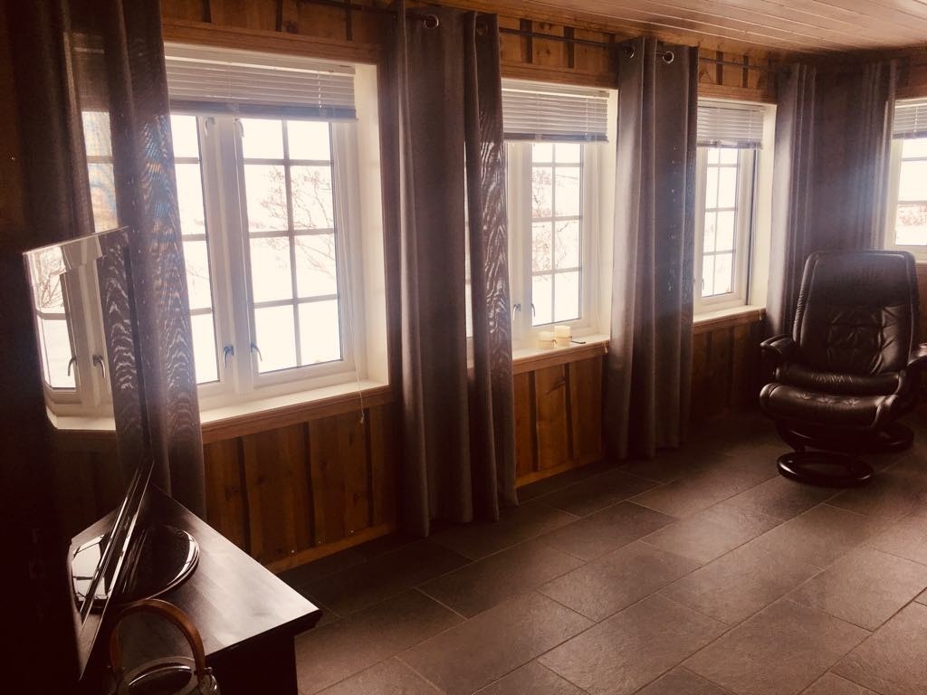 stue 1 etg. mot sør. Galleribilde