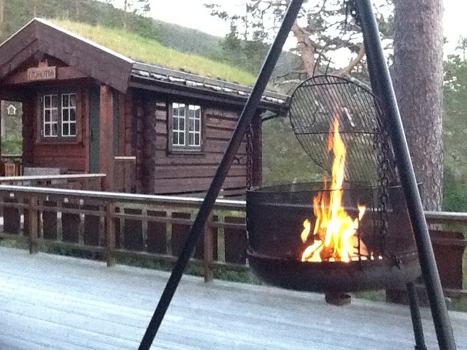 Flott terrasse med tilknytning til anneks Galleribilde