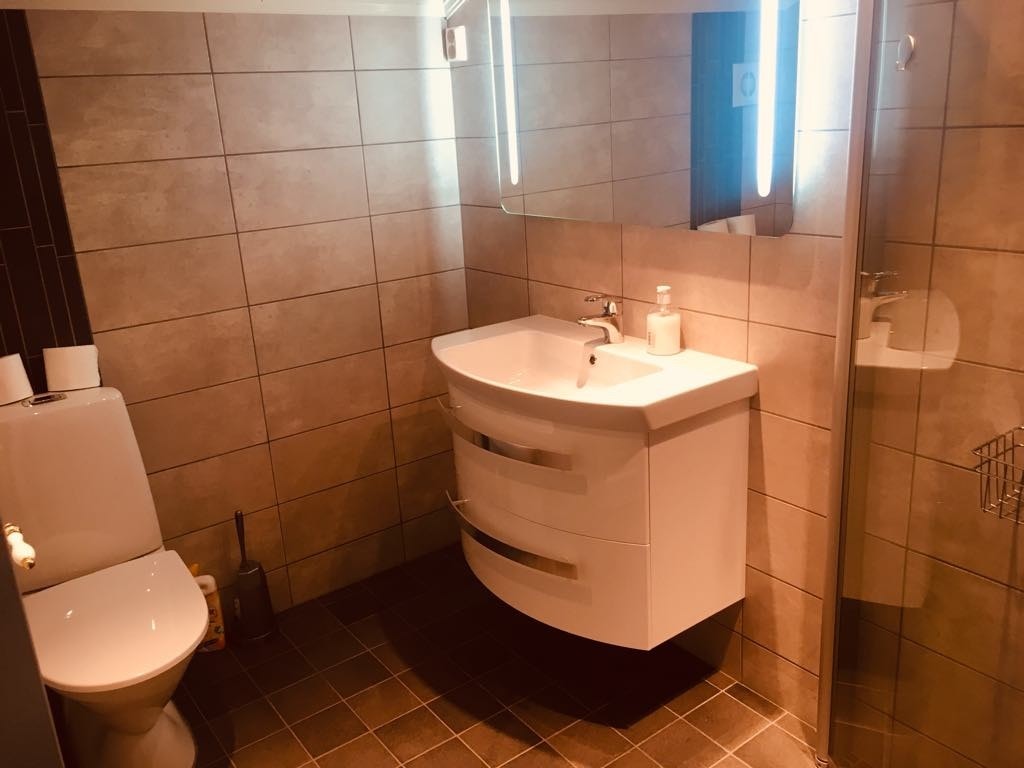 Bad 2. etg Galleribilde