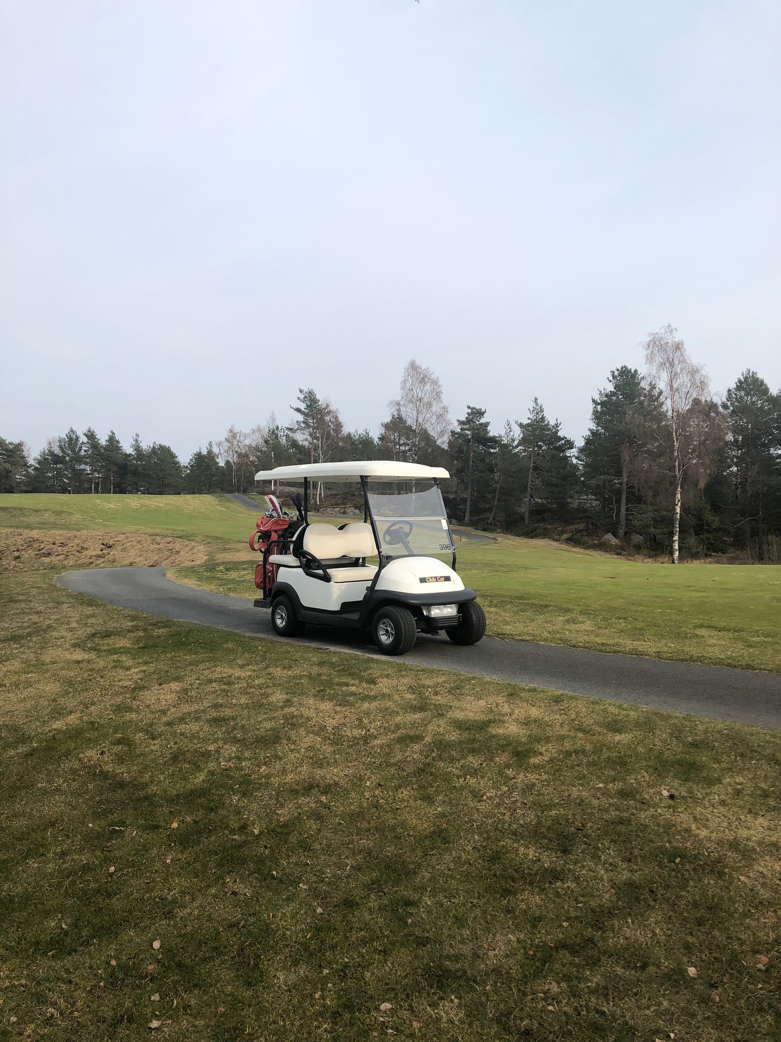 Golfbil kan leies Galleribilde