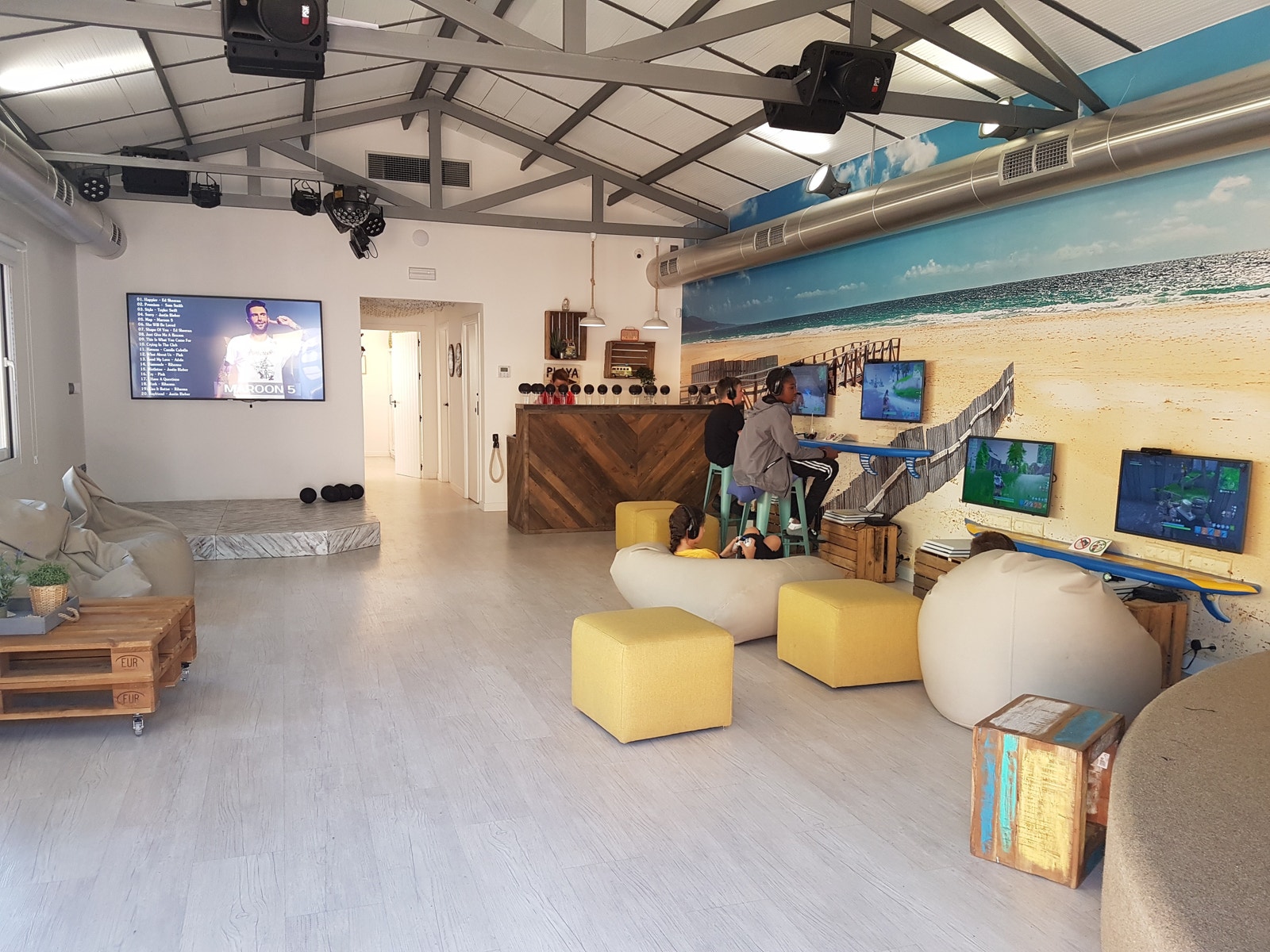 Aktivitetsrom for barn og ungdom Galleribilde