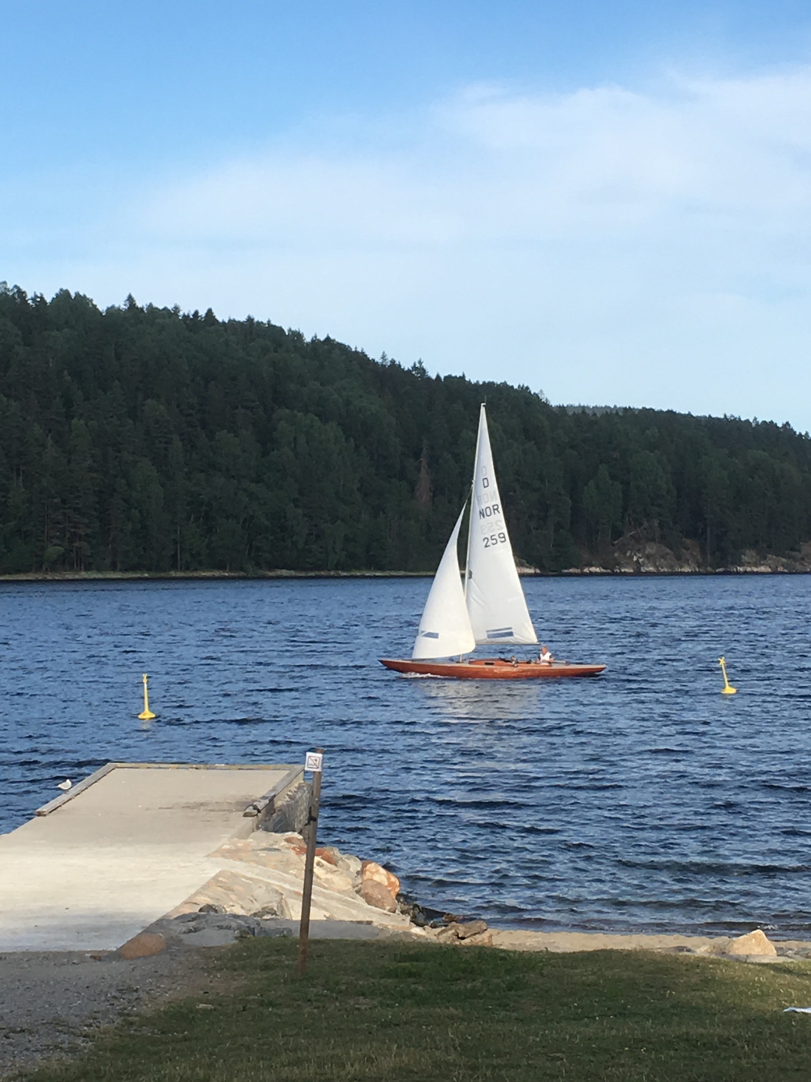 med Gråøya i bakgrunnen Galleribilde
