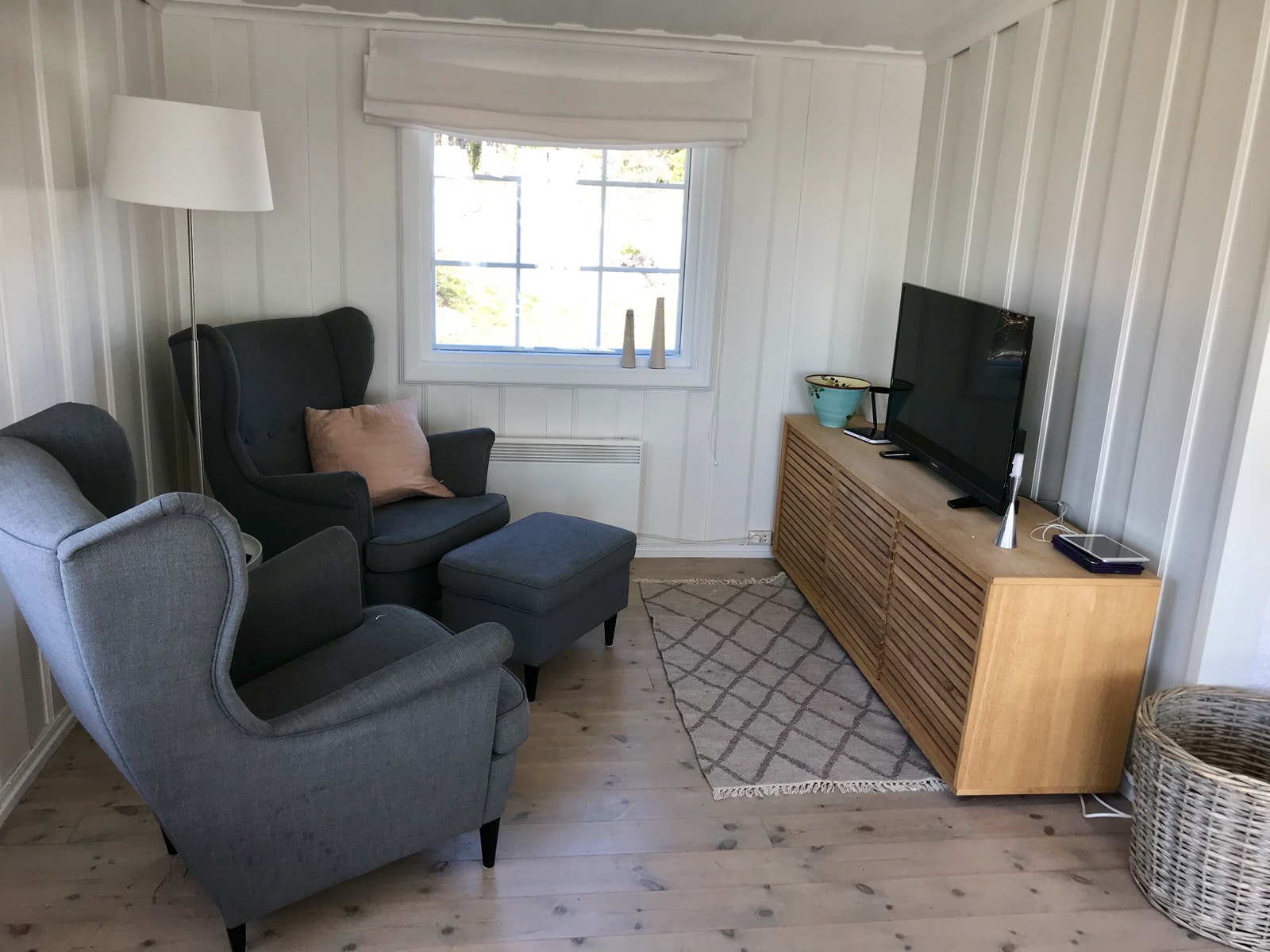 Trivelig TV krok Galleribilde