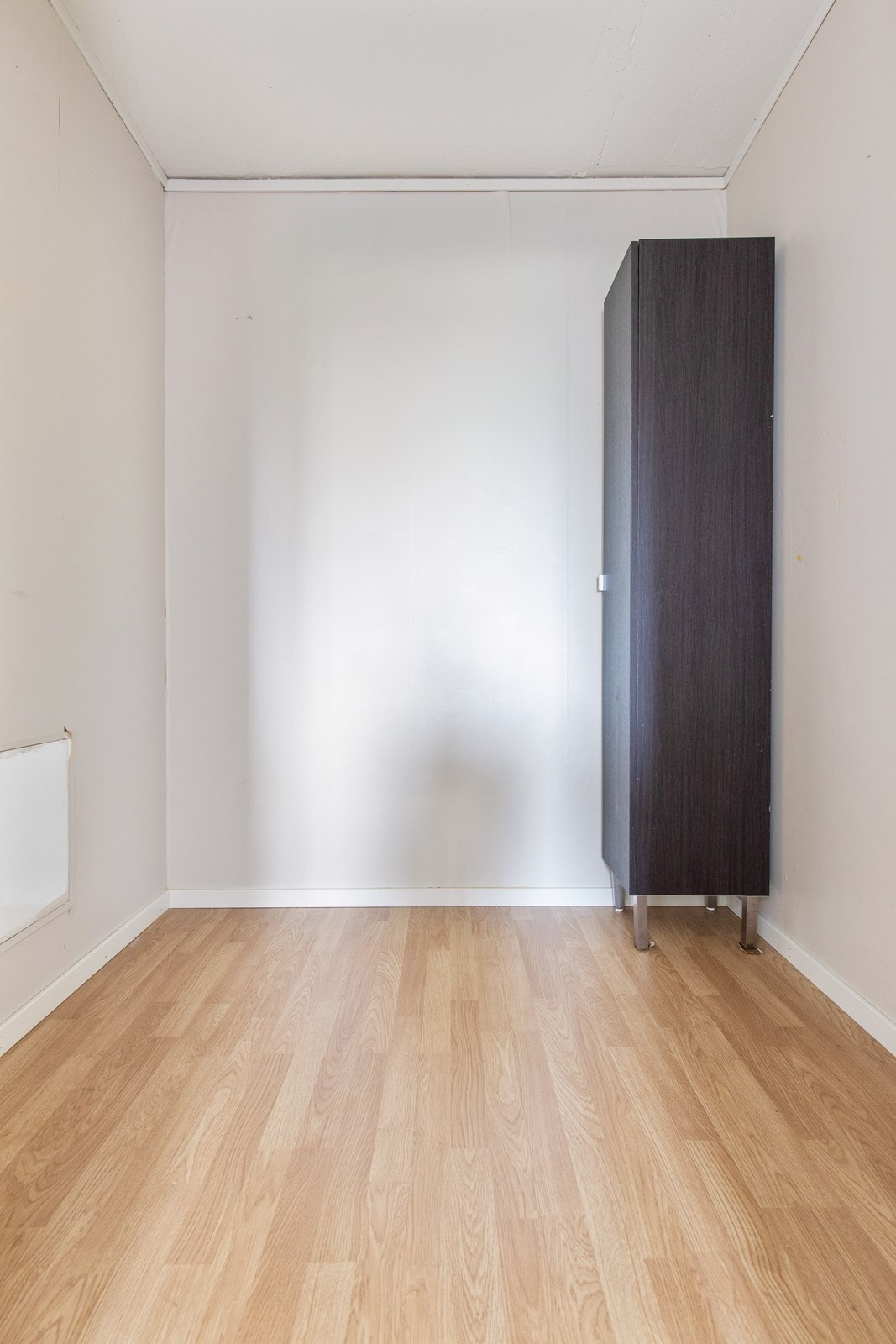 Innvending bod på ca. 3 m² med god oppbevaringsplass. Galleribilde