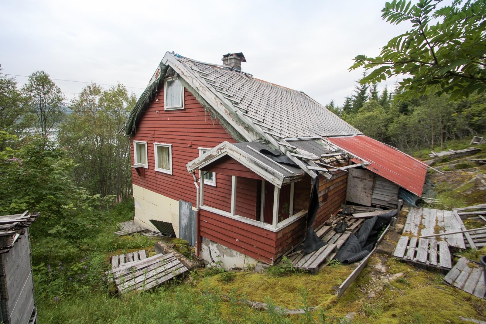 Bolig med store skader Galleribilde