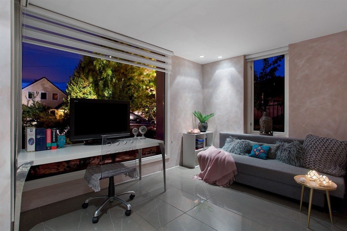 Om kvelden. Galleribilde