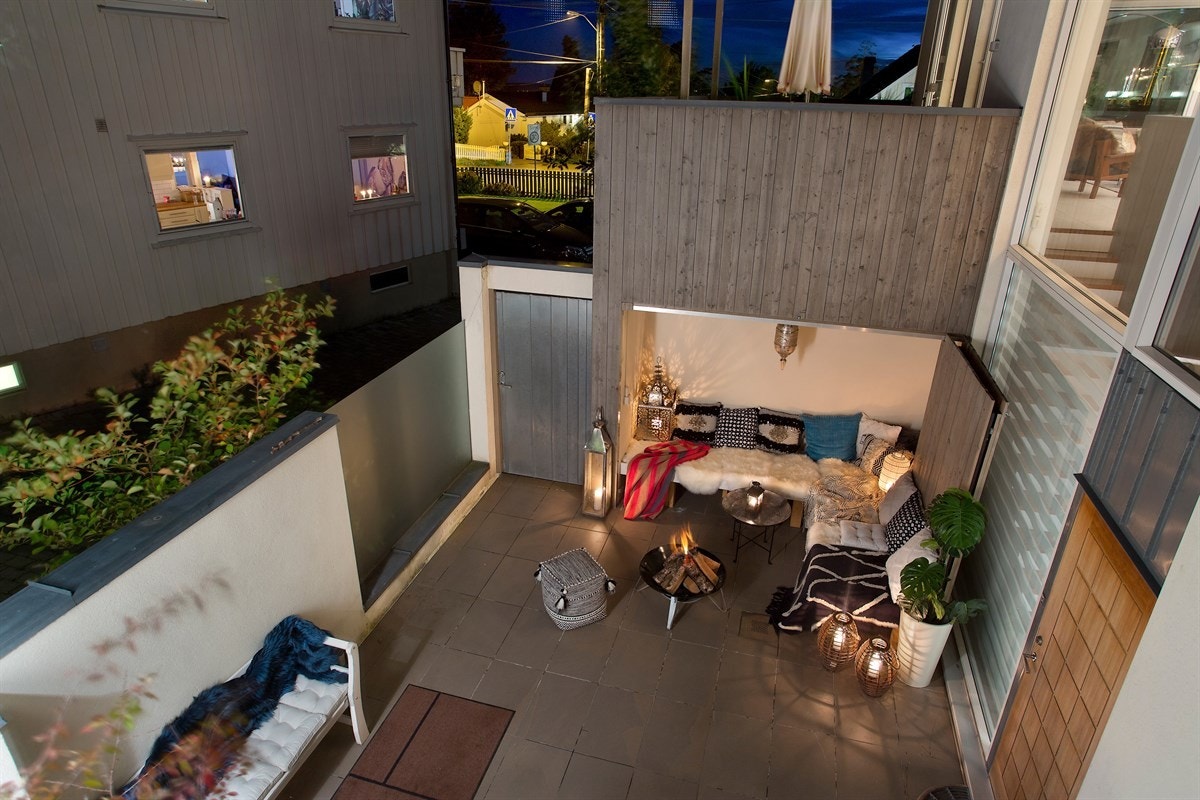 Stemningsfull "forgård". Galleribilde