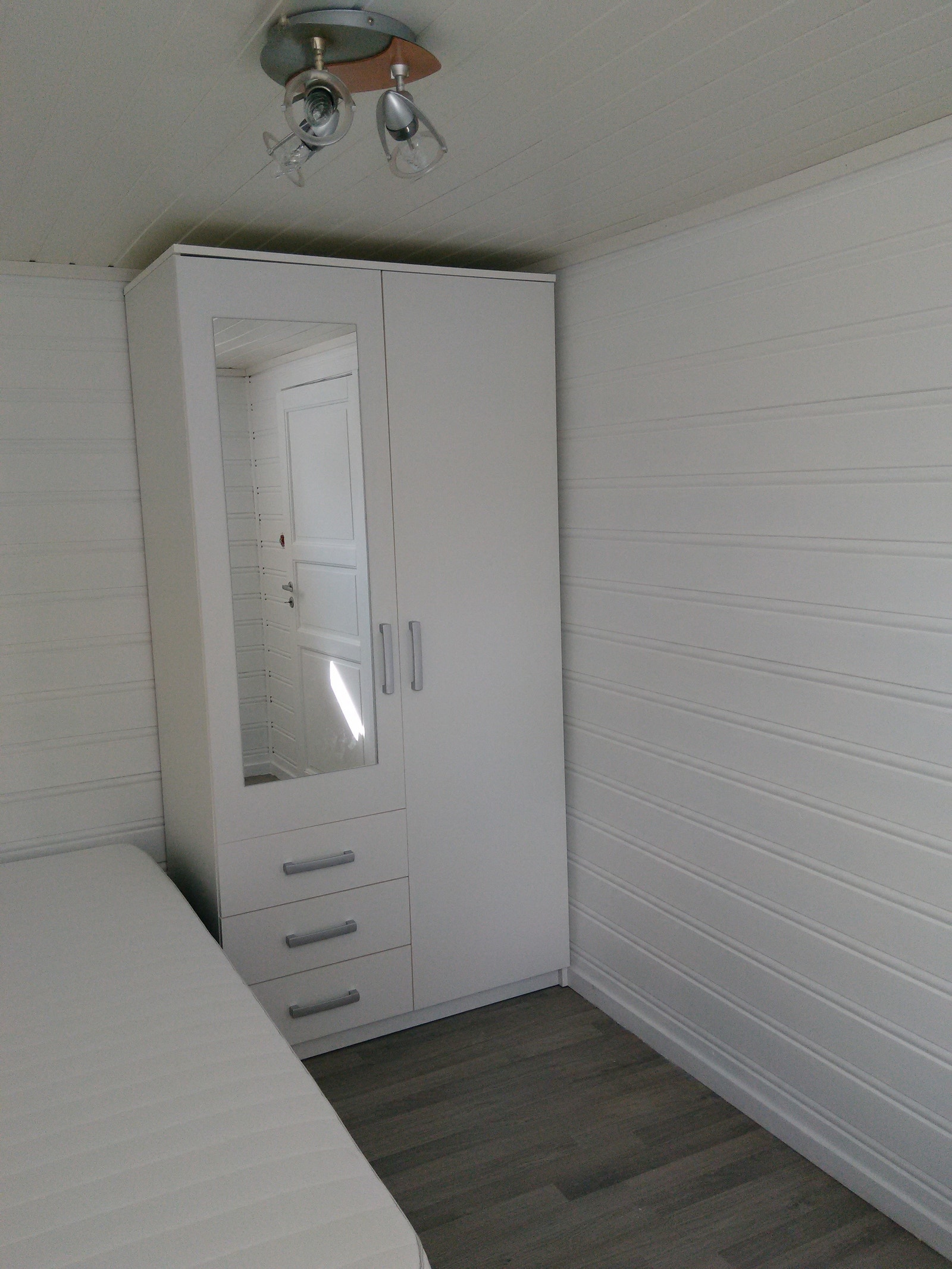 Soverom 2 seng , doble garderobeskap. Galleribilde