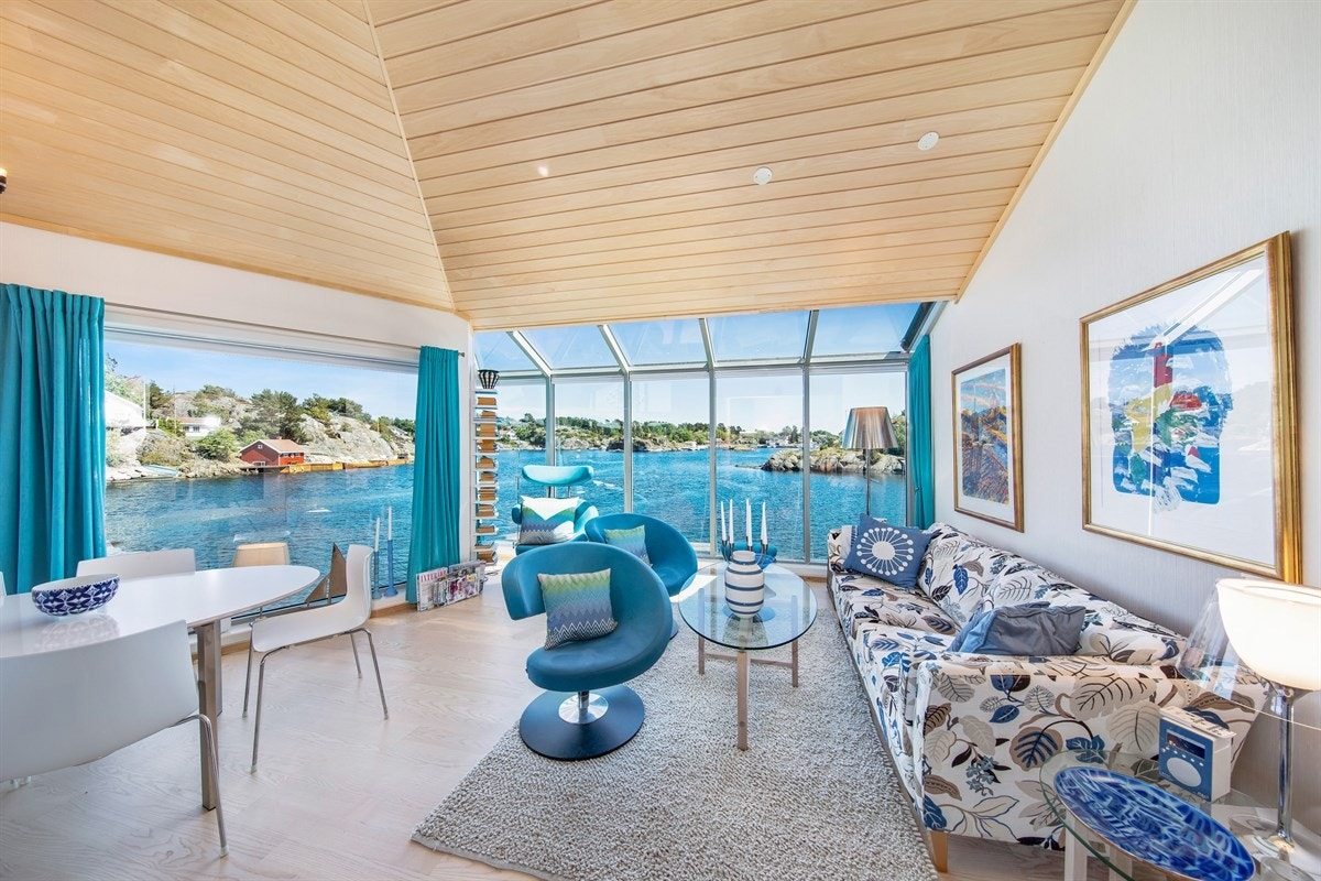 Panel i osp i innvendige himlinger. Galleribilde