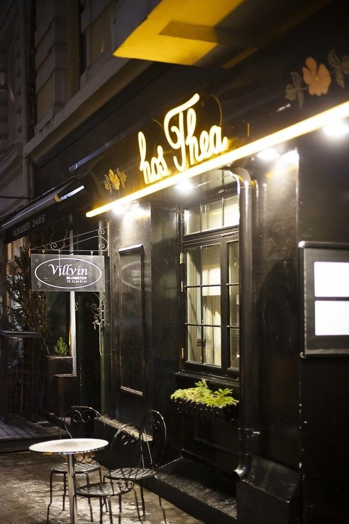 Restauranten "hos Thea" ligger bare få minutter gange unna leiligheten Galleribilde