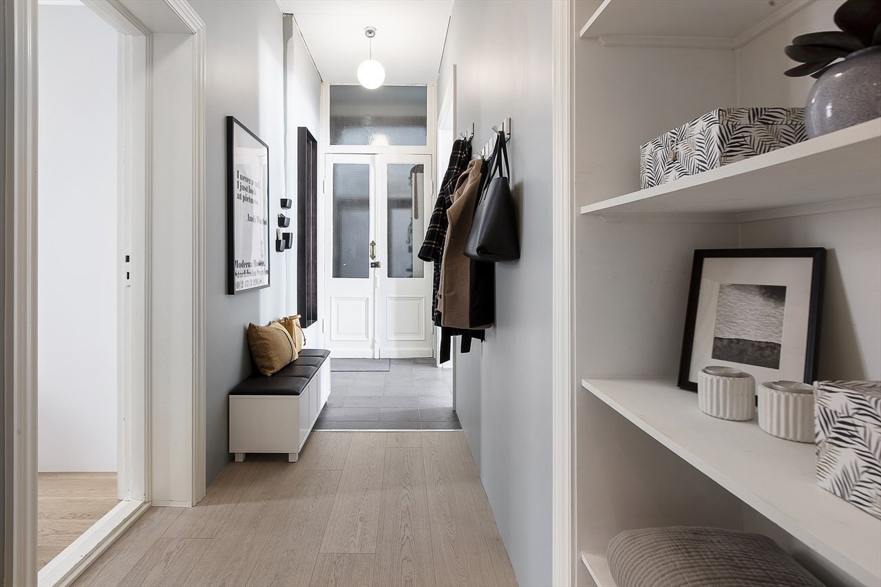 Entré/gang Galleribilde