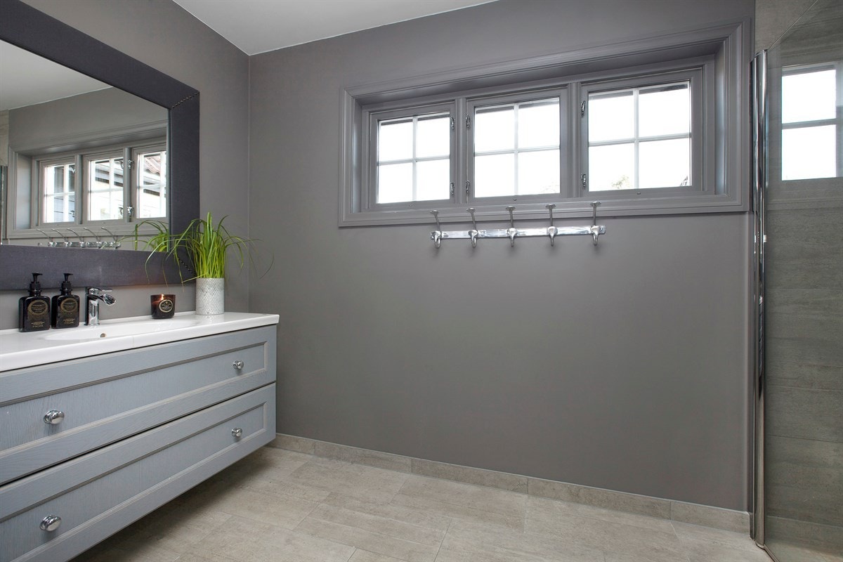 Bad i barnefløy Galleribilde