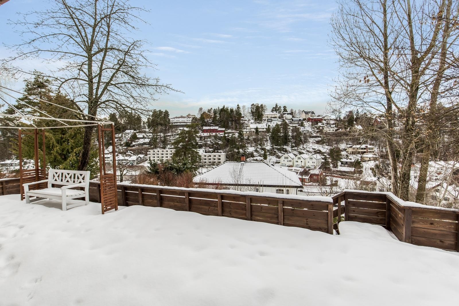 Fra eiendommen er det nydelig utsikt! Galleribilde