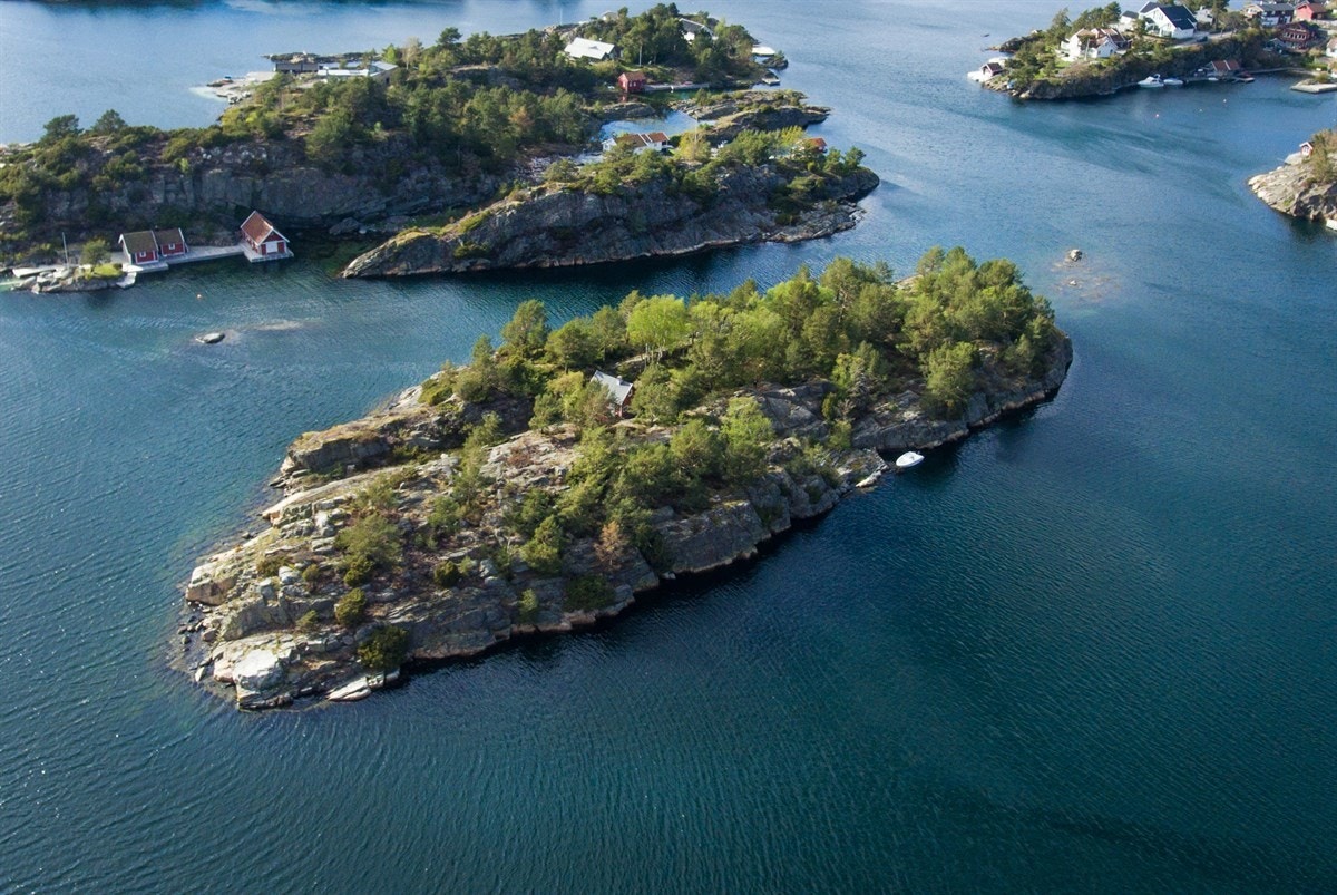 Dronebilde over Lamholmen og Furuholmen Galleribilde