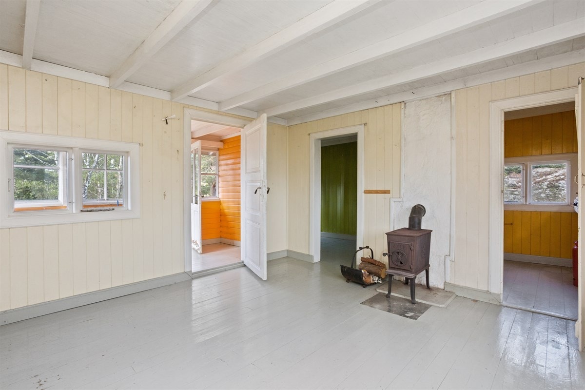 Fra stuen med vedovn Galleribilde