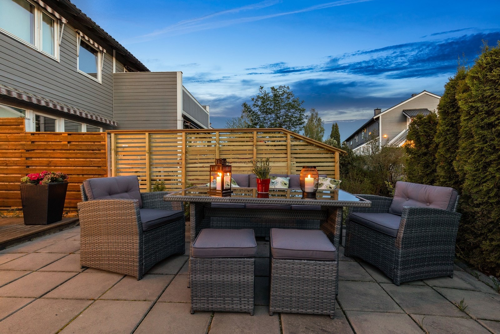 Her kan finværet nytes til langt ut på kveldene, og måltidene kan enkelt flyttes ut i det åpne. Galleribilde