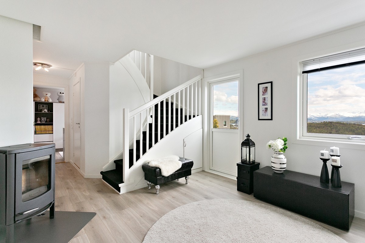 Kjellerstue Galleribilde