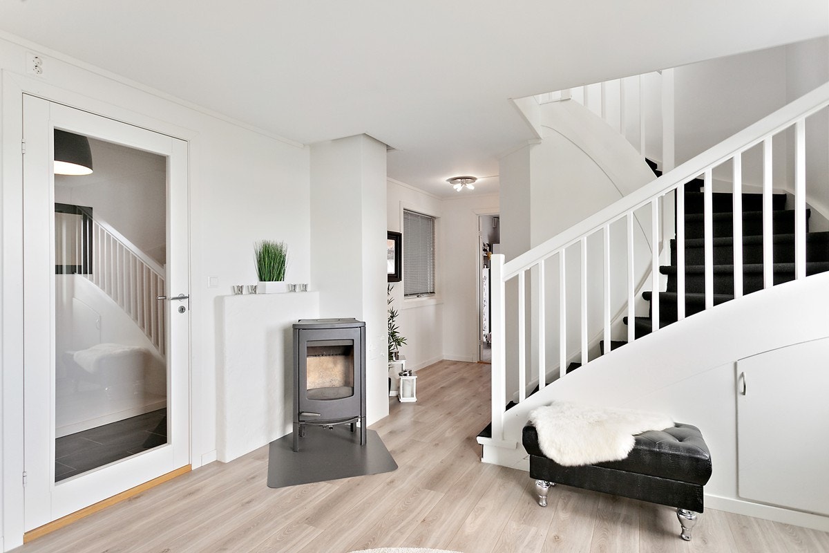 Kjellerstue Galleribilde