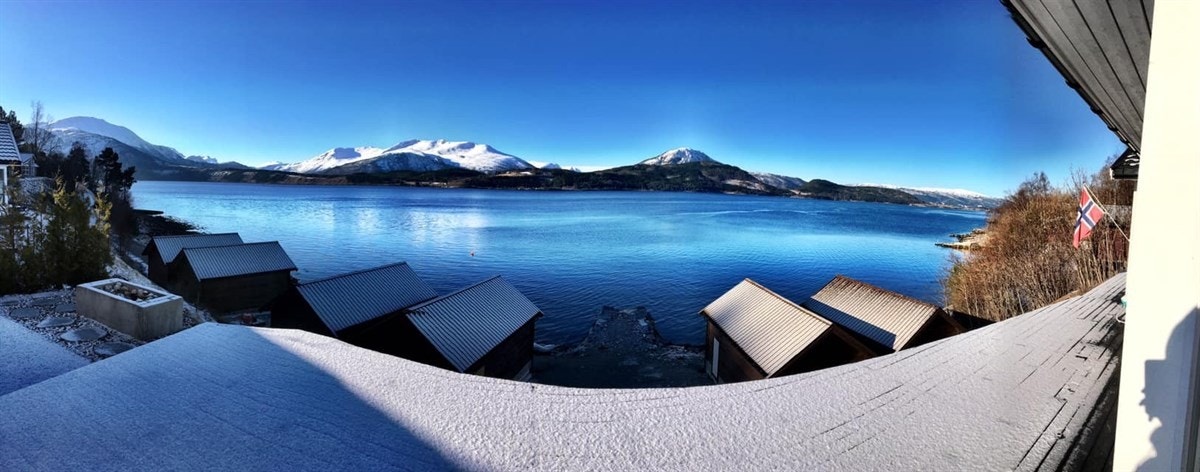 Selgers egne bilder 3 Utsikt fra eiendommen Galleribilde