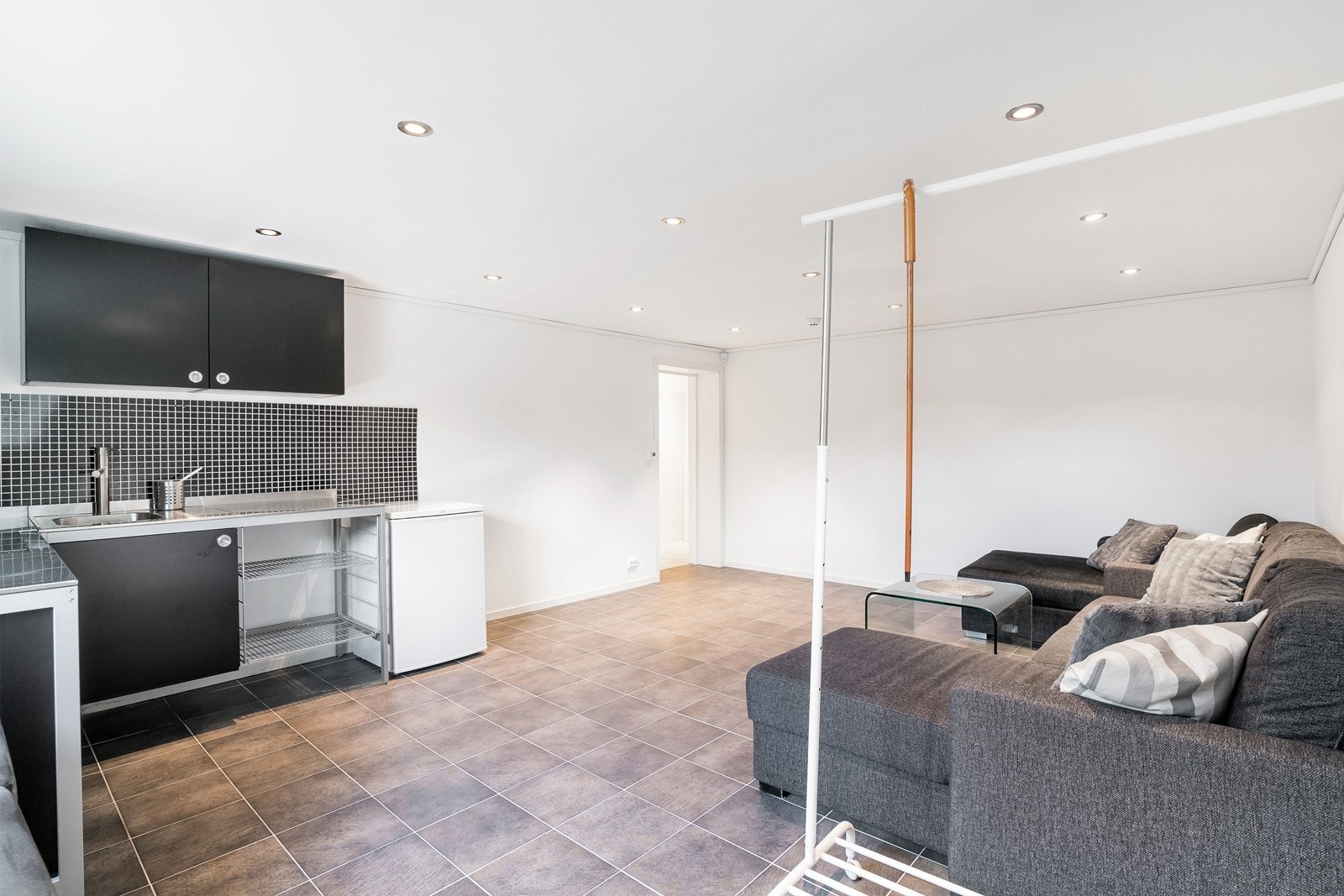 Kjellerstue med kjøkken Galleribilde