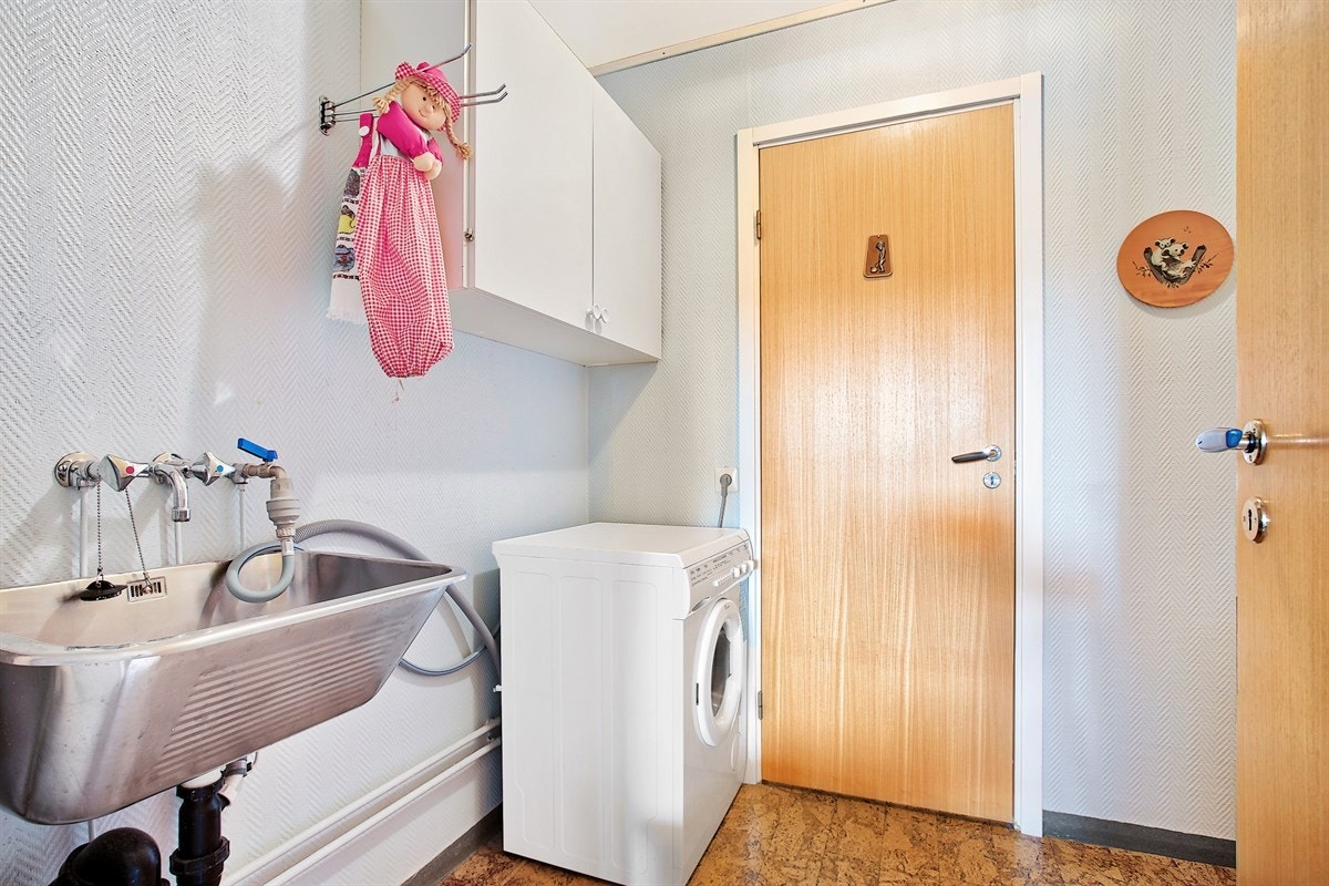 Vaskerom i tilknytning til kjøkkenet Galleribilde