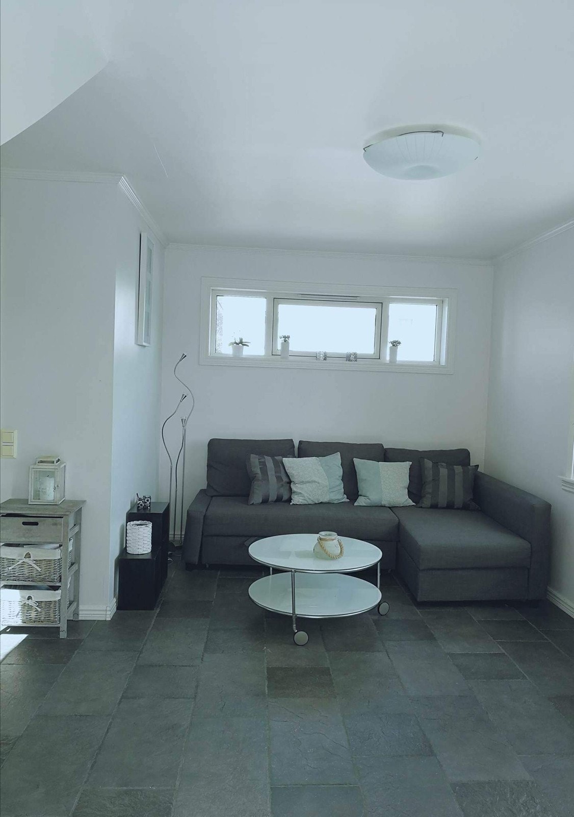 Koselig sofakrok (gammelt bilde, det er en annen farge på veggene nå. Se utsiktsbilde fra stua) Galleribilde