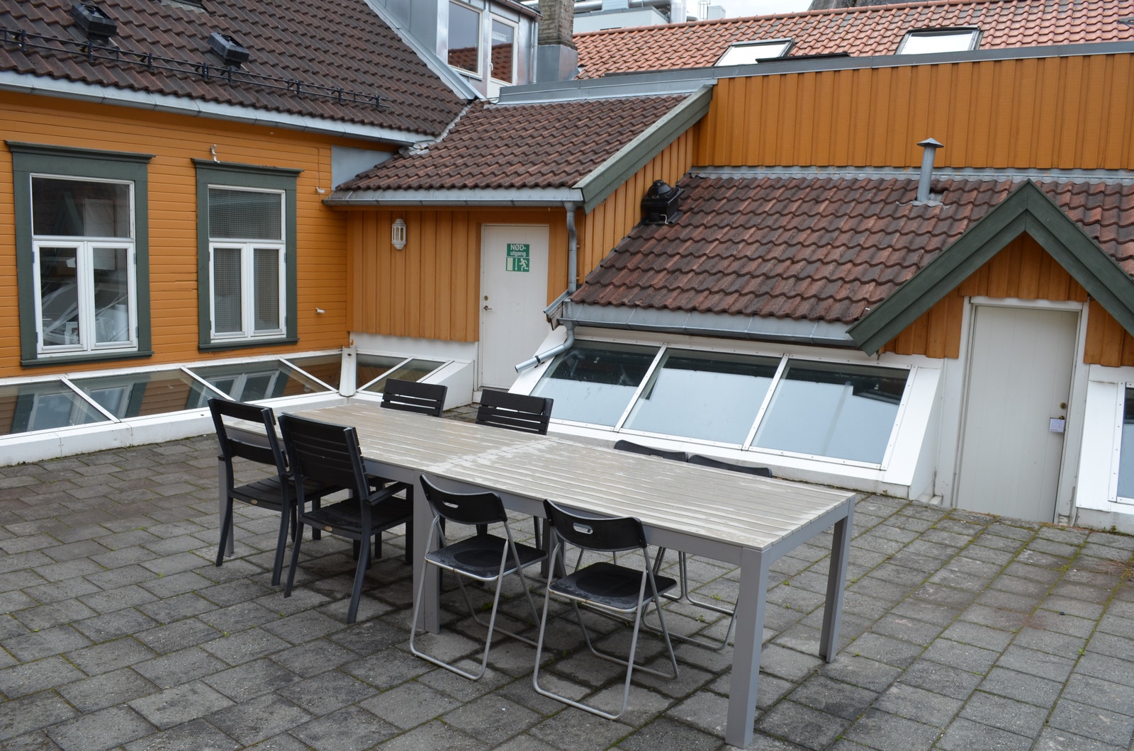 Stor solrik terrasse Galleribilde