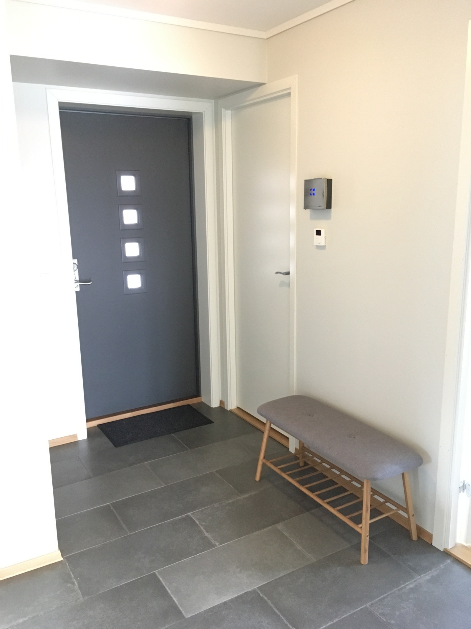 Luftig entre Galleribilde