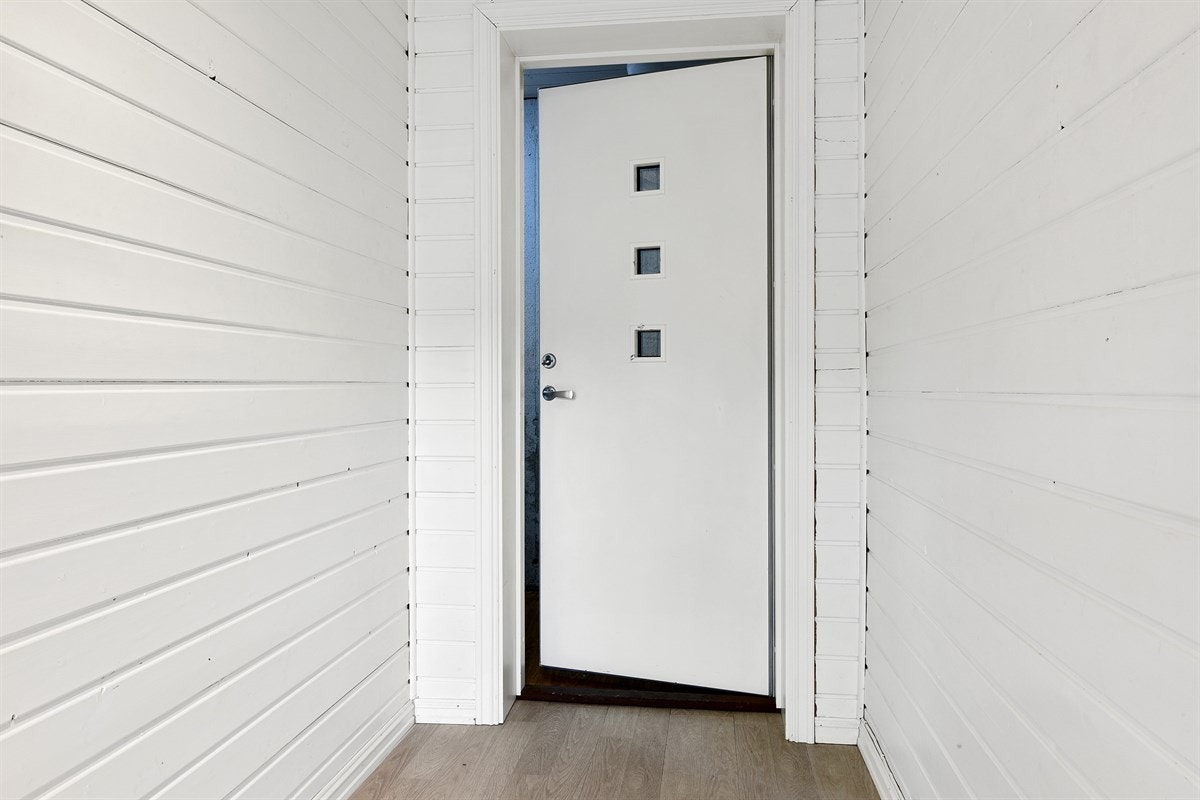 Inngangsparti underetasjen. Galleribilde