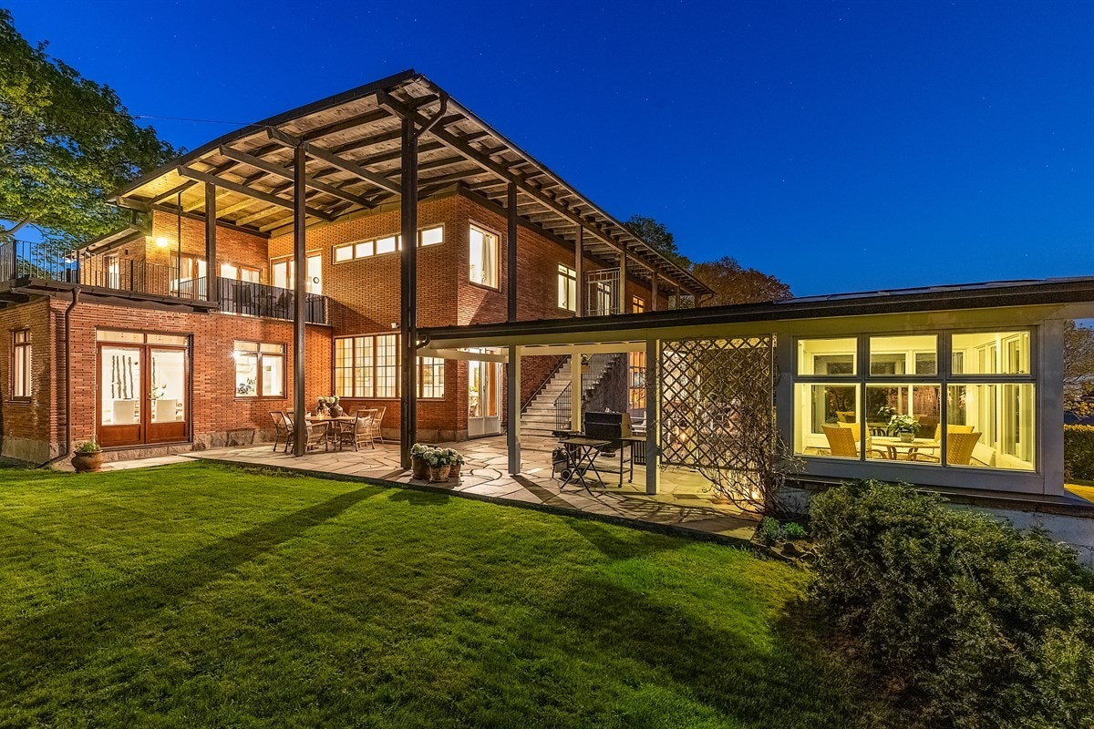 Holmenkollveien 124 presentert av Privatmegleren Dyve & Partnere v/ Alexander Sandaas Galleribilde