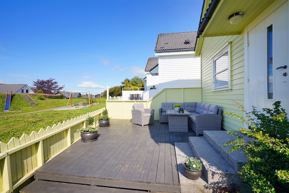 Terrasse. Galleribilde