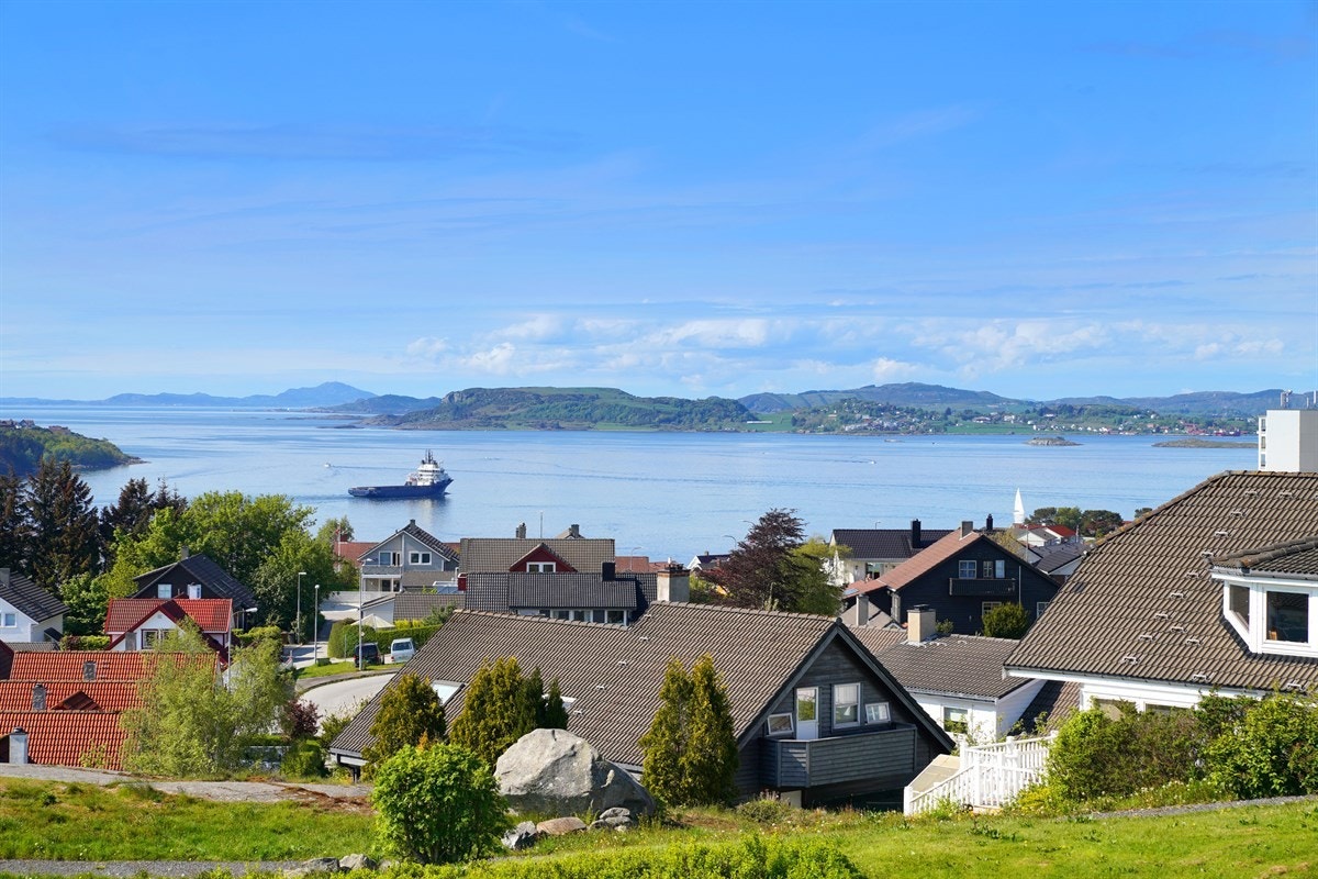 Pen utsikt fra boligens bakside. Galleribilde