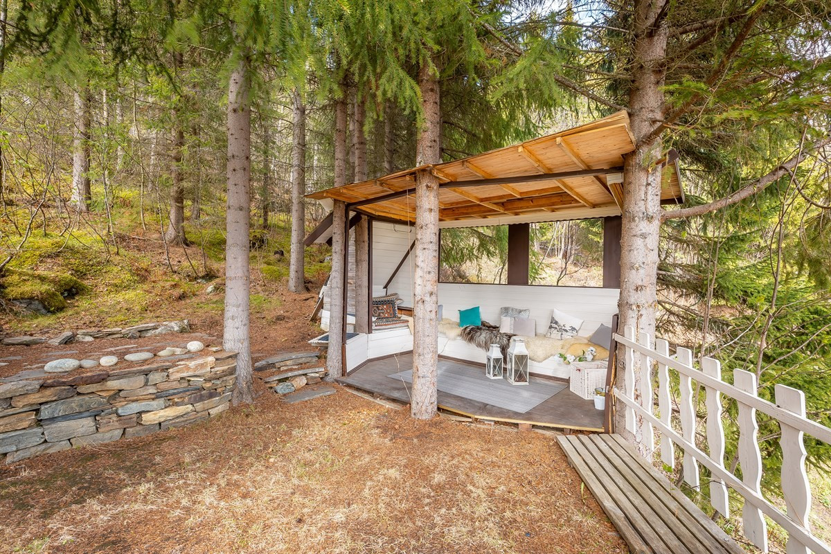 Uteplass som byr på mange trivelige kvelder