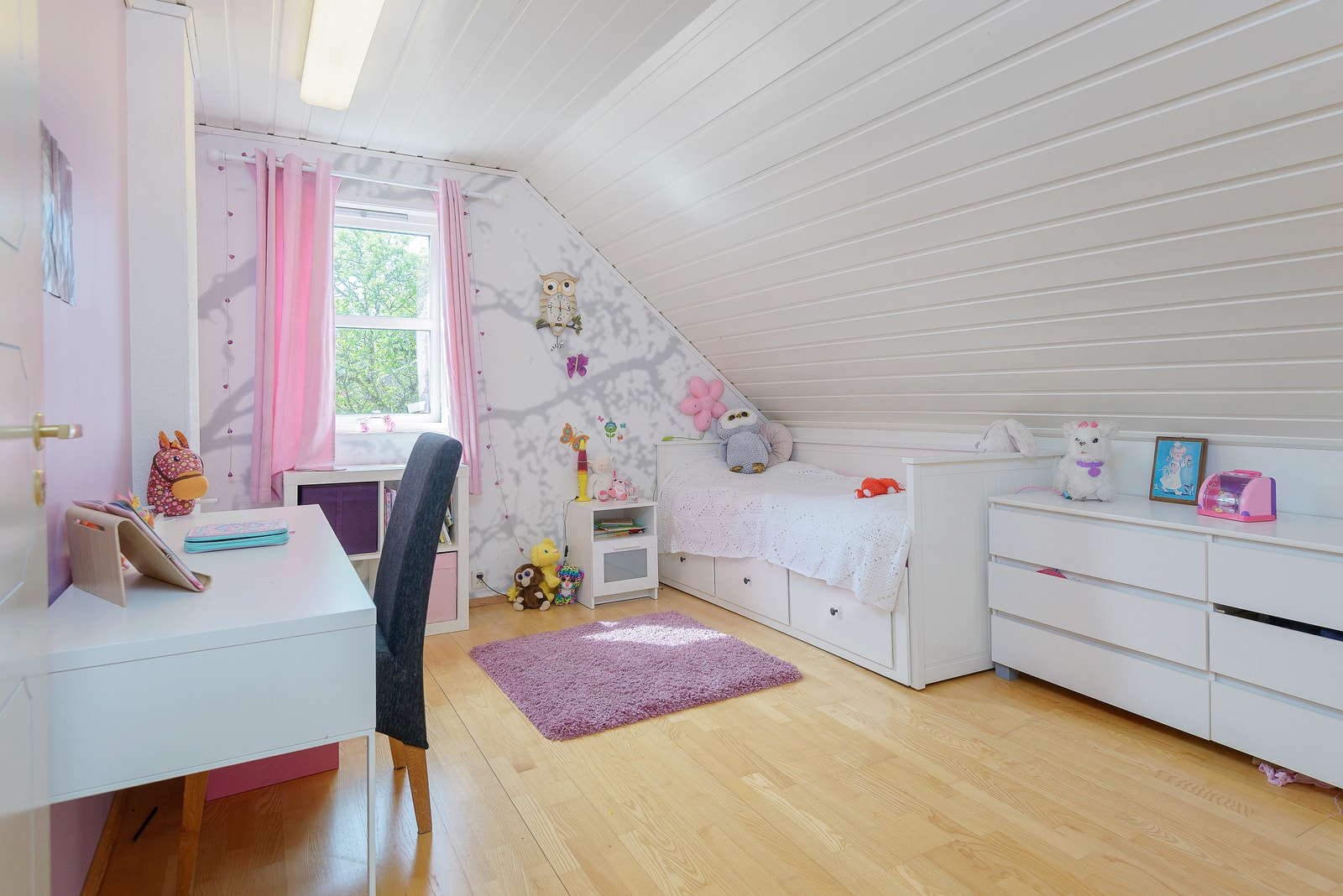 Romslig barnesoverom i 2.egt. Galleribilde