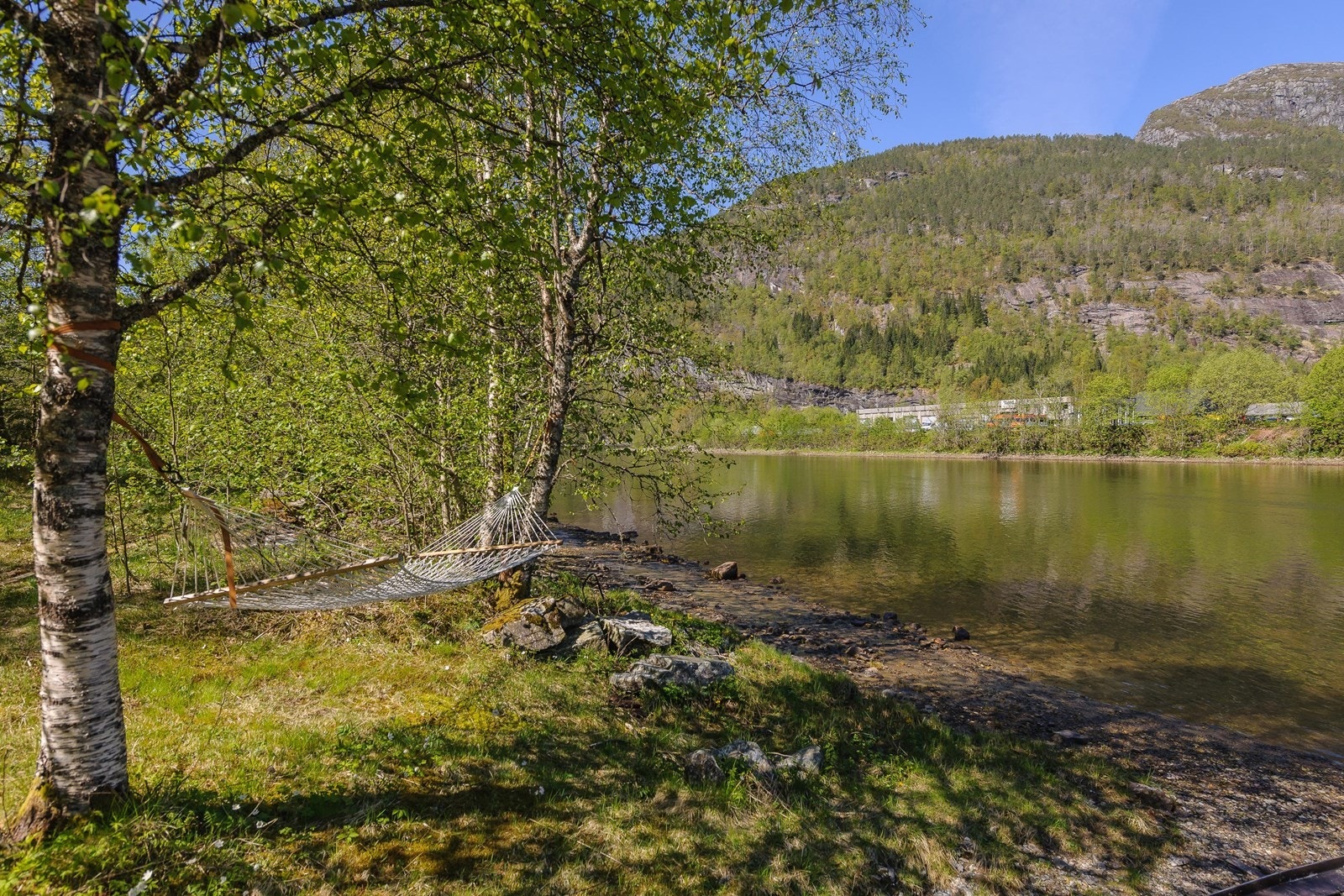 Idyllisk området rundt hytten. Galleribilde