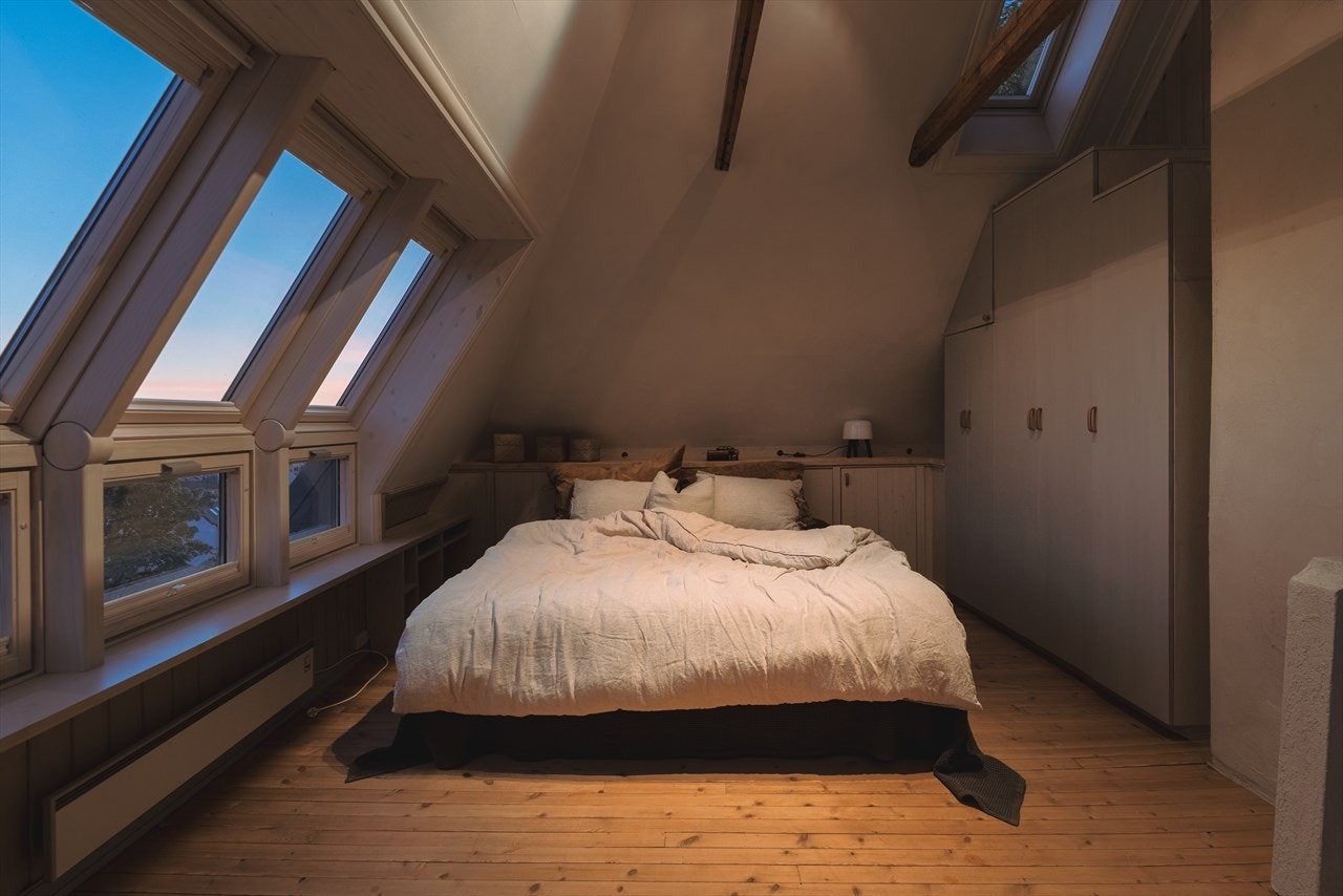 Likeså kveldstid har man en målløs utsikt over byen. Galleribilde