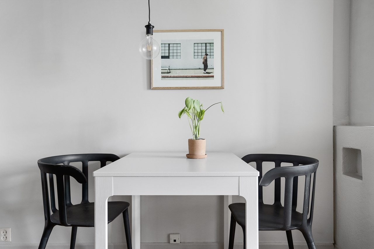 Gjennomgående for alle husets etasjer er den gode planløsningen som sørger for at både eiere og leieboere har plass til alt man trenger. Galleribilde