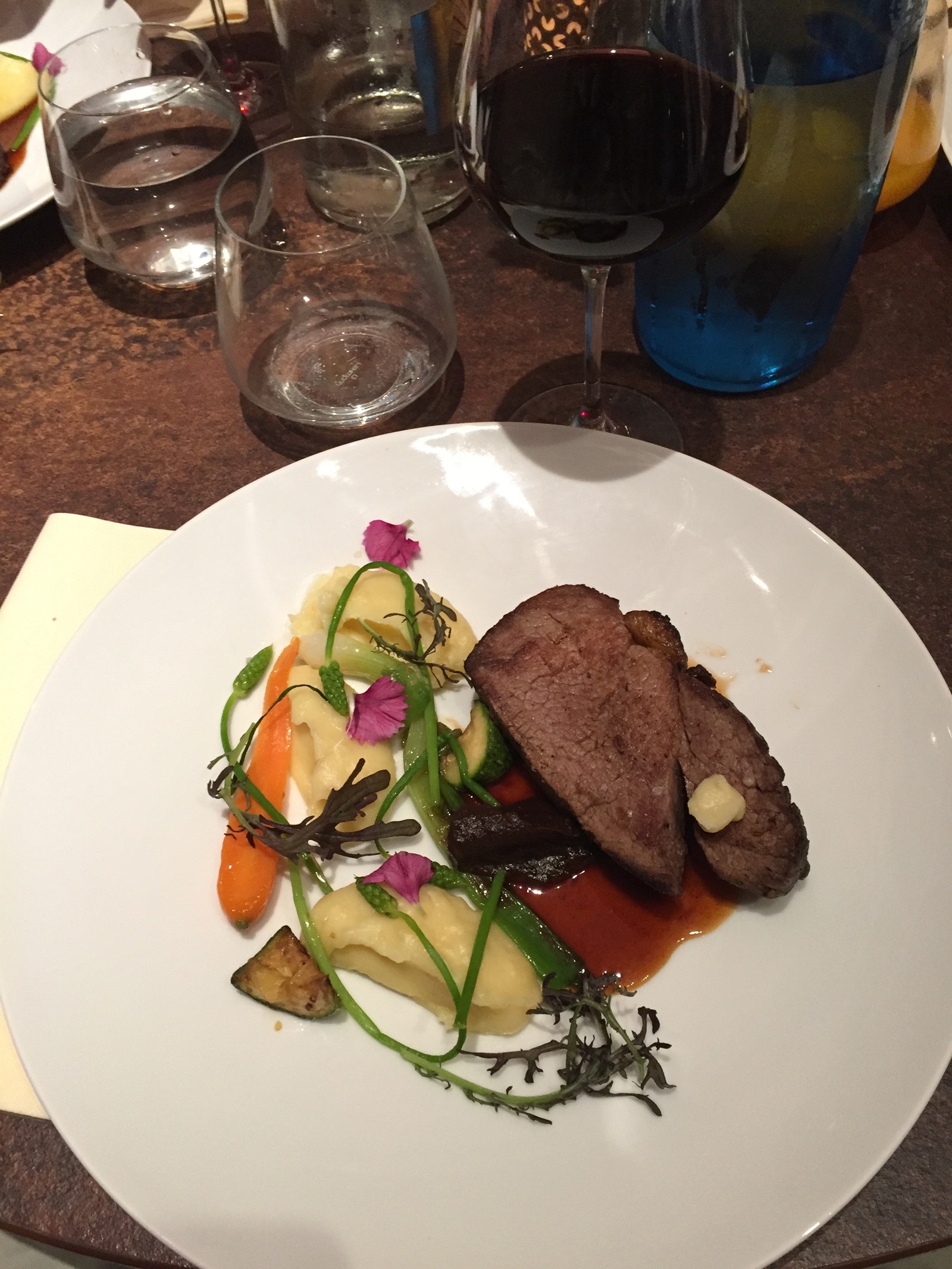 Det er svært mange gode restauranter i Antibes og Juan Les Pins Galleribilde